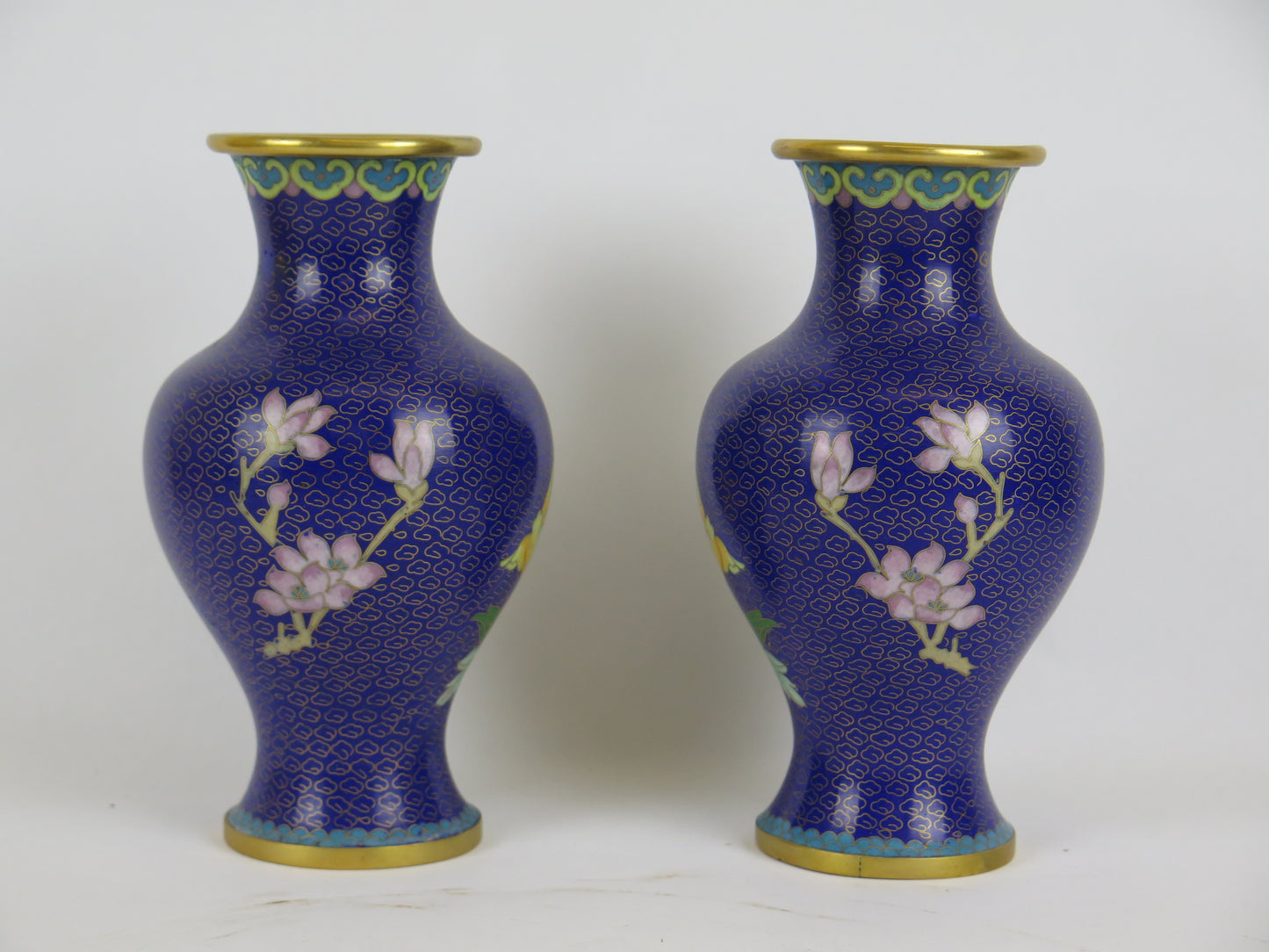 Pair of vintage cloisonné vases China Asia blue floral flower vase CM1