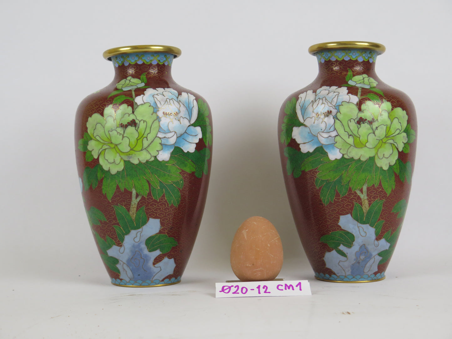 Pair of cloisonné vases vintage vase China Asia red colored floral flowers CM1