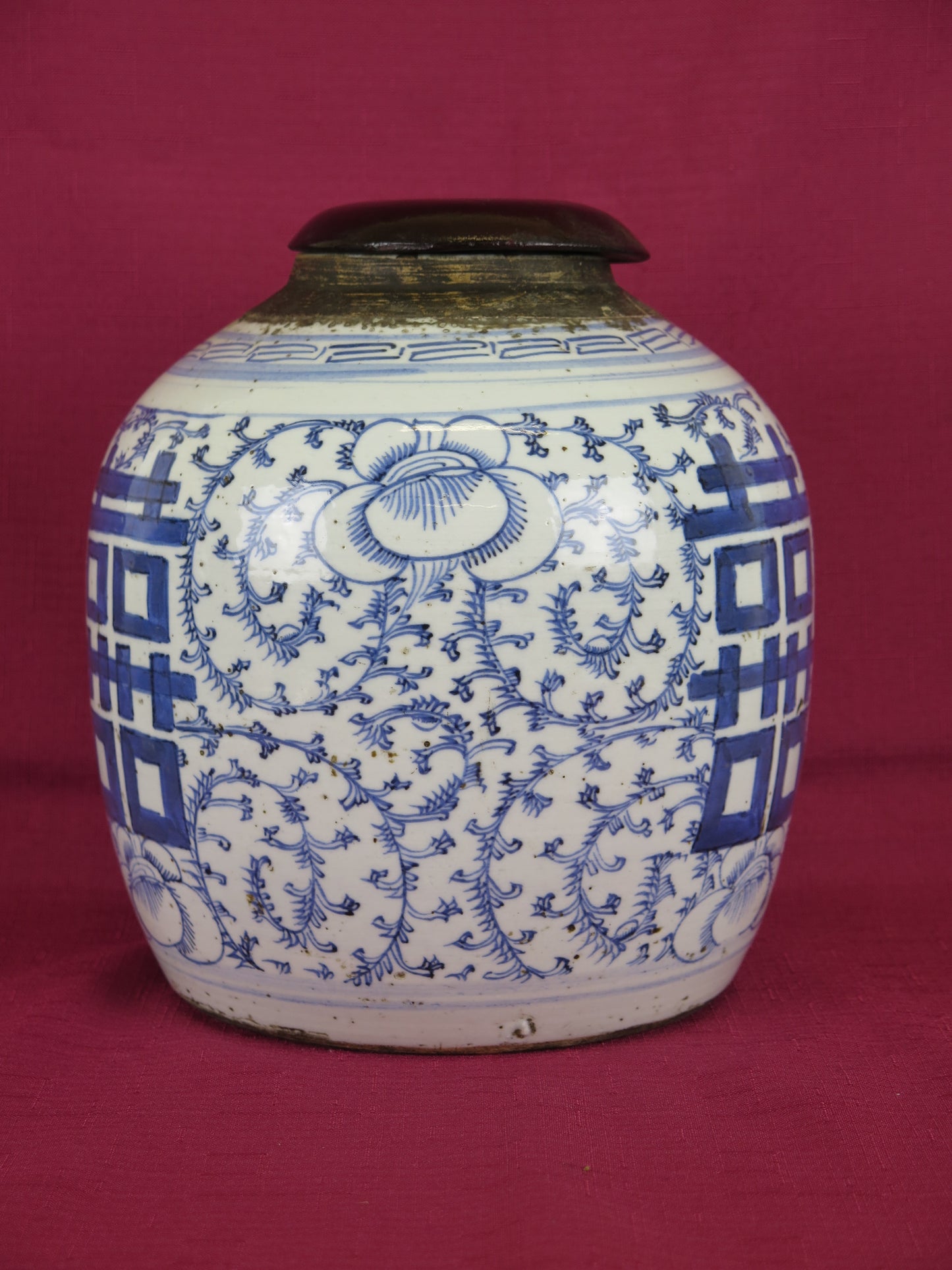 Antique blue white ceramic china vase symbol of happiness for newlyweds and wedding CM2
