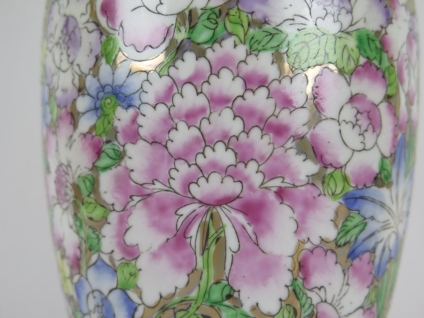 Hand painted porcelain flower vase China Asia vintage home decoration CM4 b