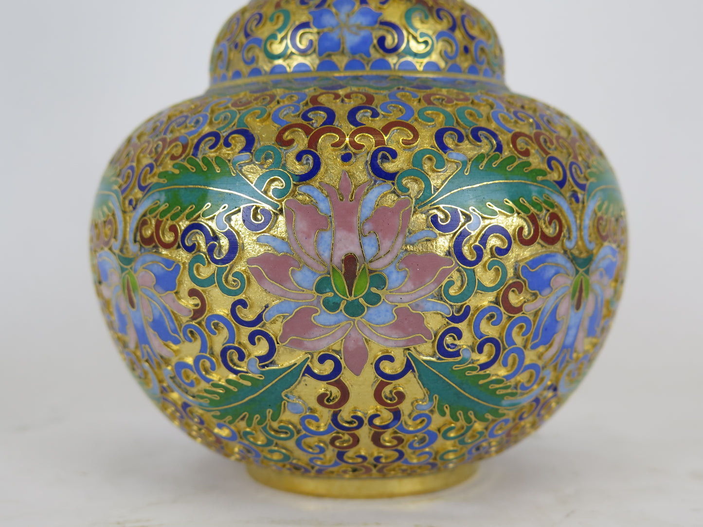 Vintage colorful cloisonné vase high quality Chinese crafts floral CM4