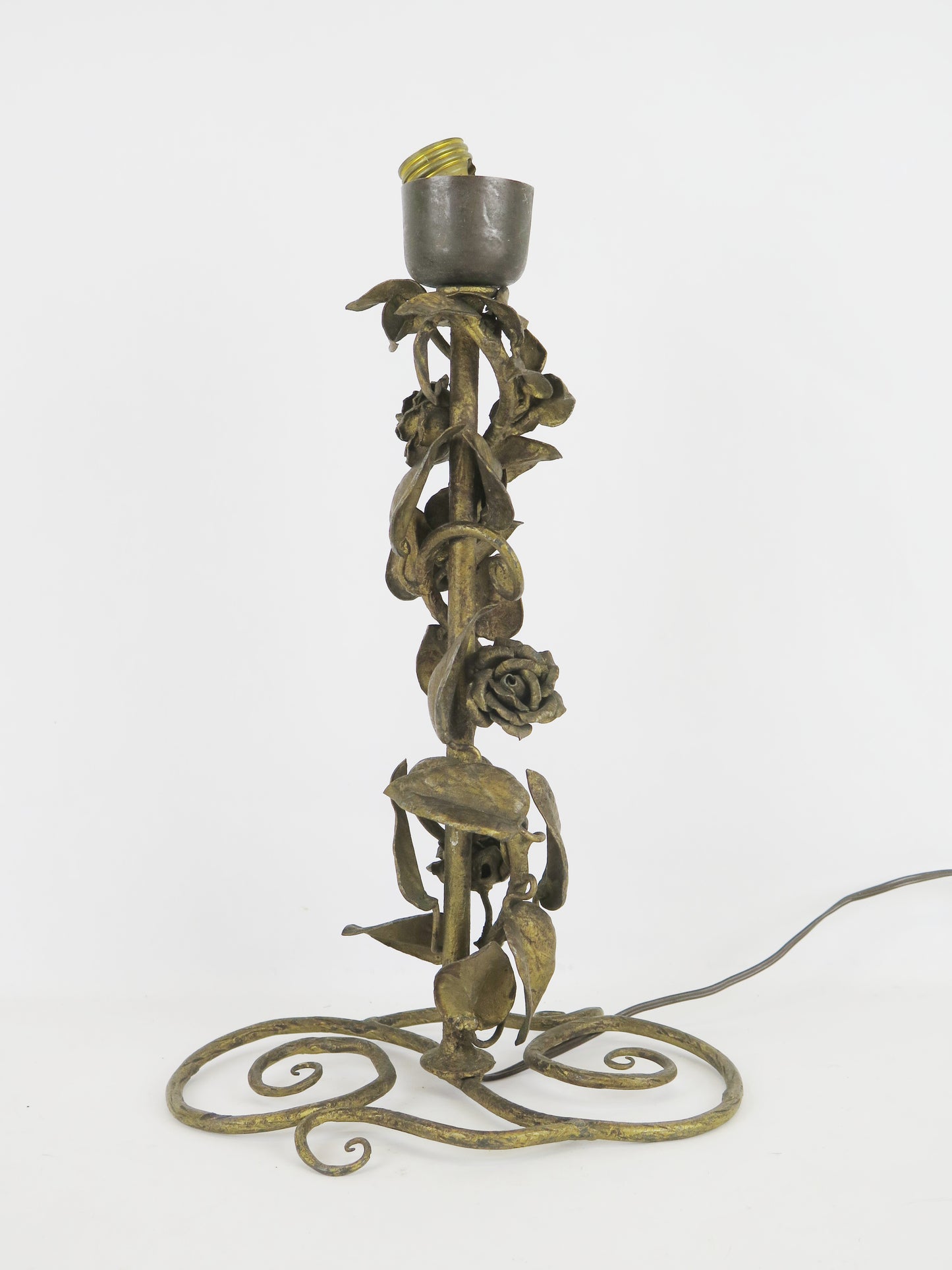 Art Nouveau table lamp floral style hand forged wrought iron decorated with flowers and leaves VA6