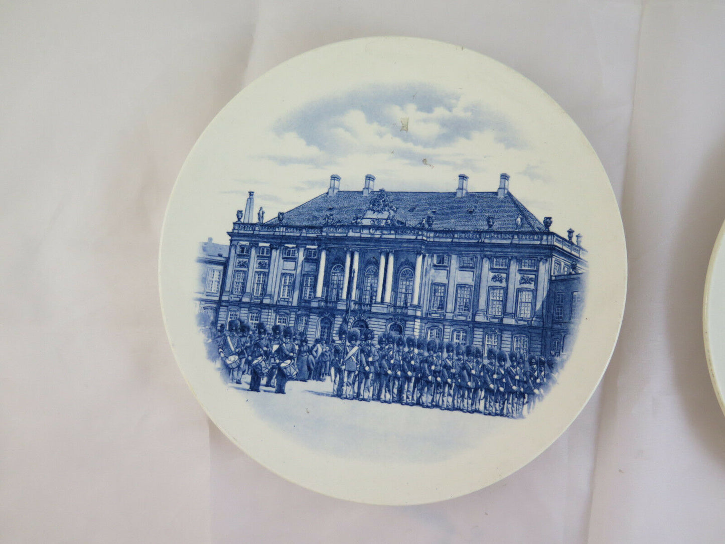 ANTIQUE CERAMIC PLATES Sarreguemines France ROSENBORG CASTLE AMALIENBORG R57