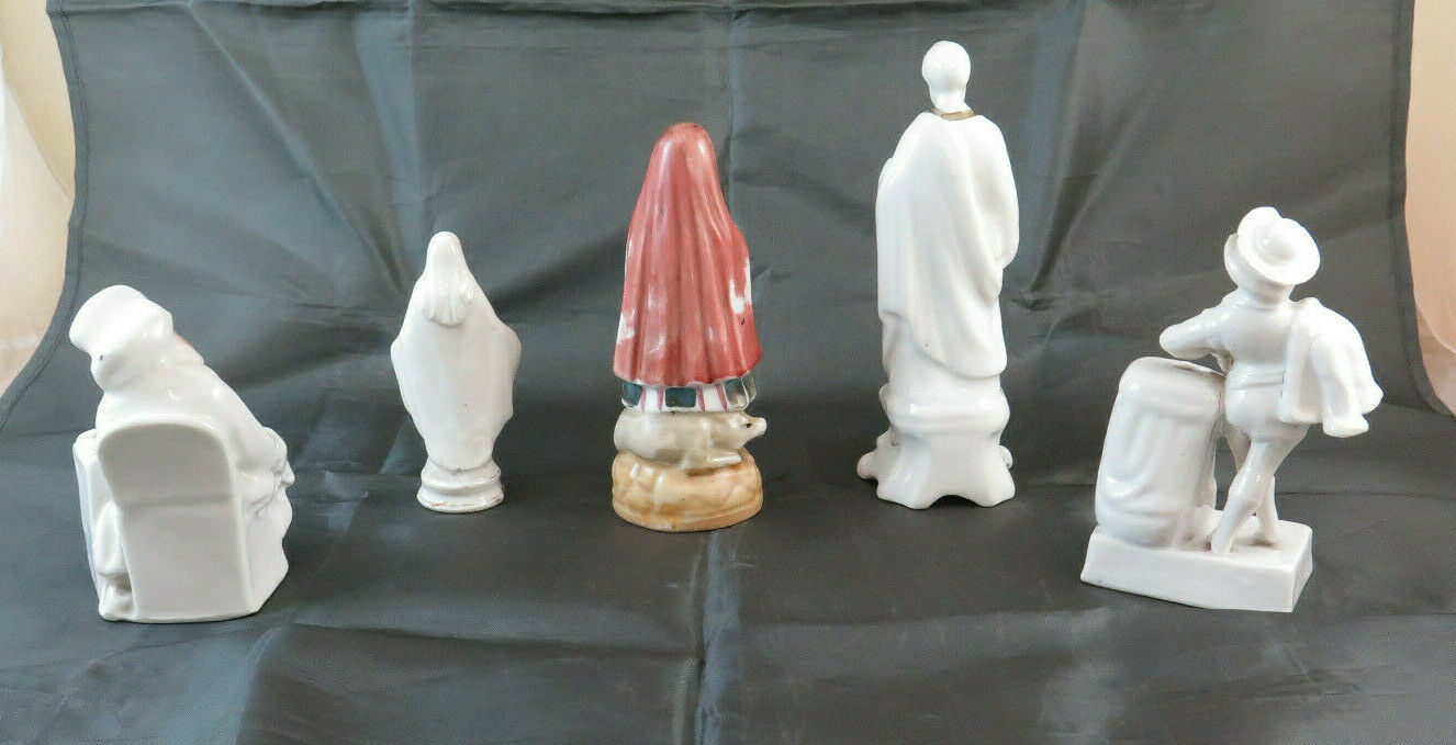 5 STATUINE IN PORCELLANA DI VARIO GENERE E SOGGETTO VINTAGE STATUINA BM9