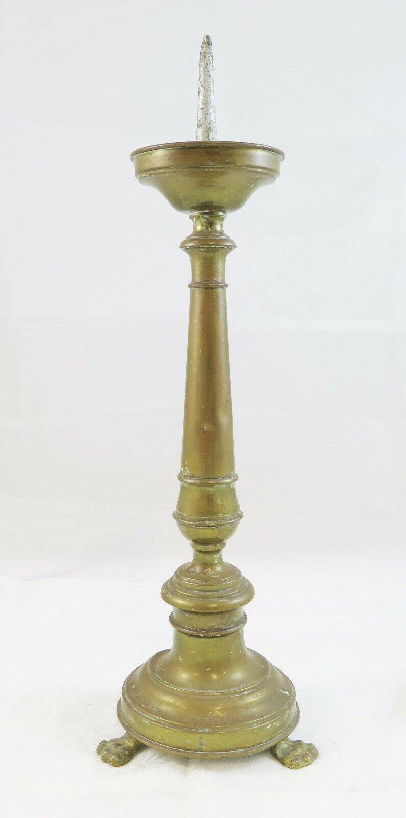 ANTICO CANDELIERE IN METALLO DORATO LAVORATO A SBALZO EPOCA '800 CANDELABRO G10 - Belbello Antiques