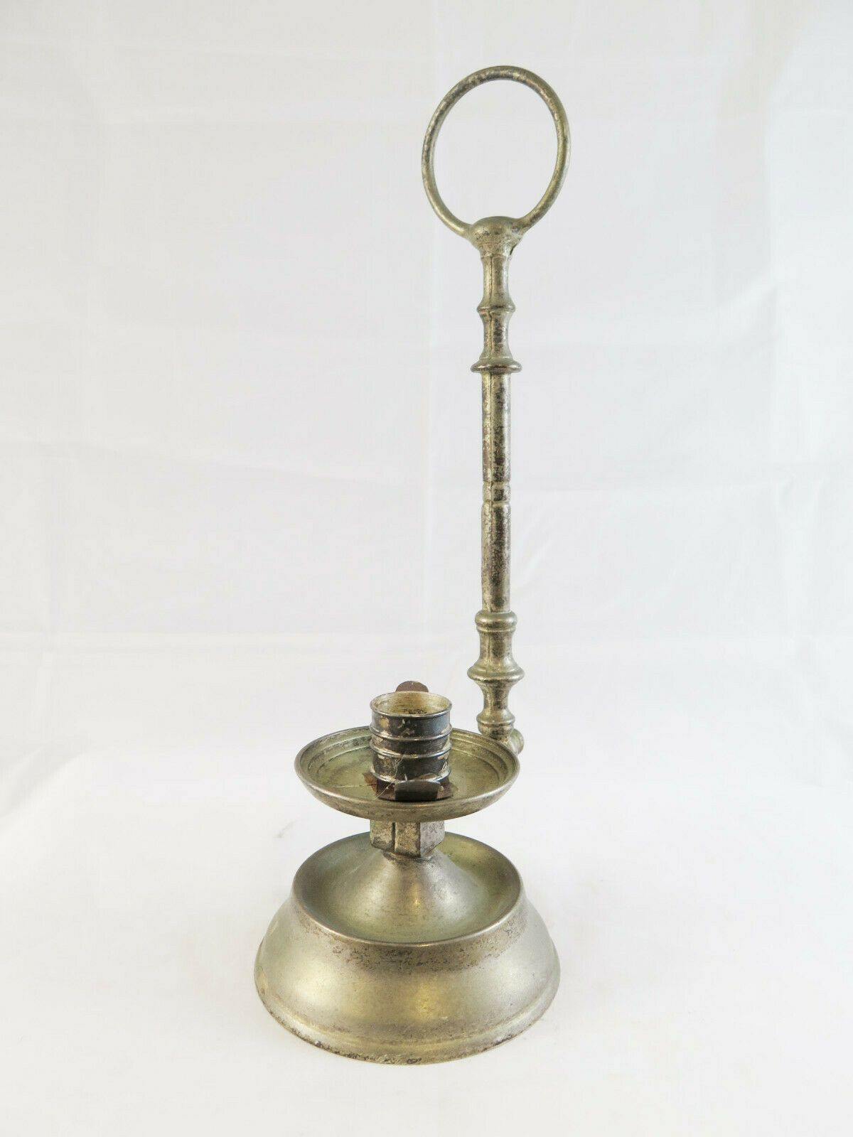 DUE LAMPADE AD OLIO ED UNA LAMPADA DA TAVOLO ABAT-JOUR VINTAGE G13 BM2 –  Belbello Antiques