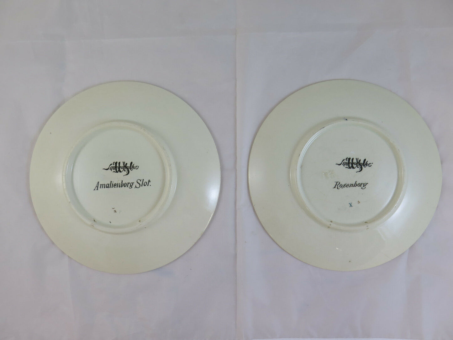 ANTIQUE CERAMIC PLATES Sarreguemines France ROSENBORG CASTLE AMALIENBORG R57