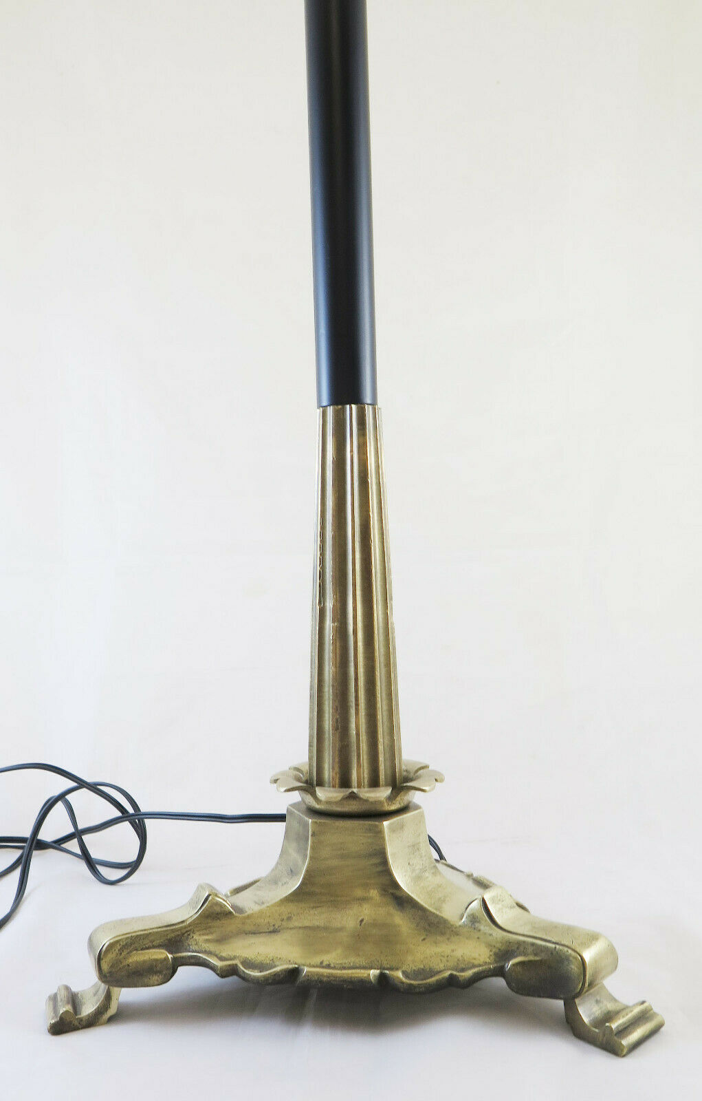 LARGE VINTAGE BRASS TABLE LAMP ABAT JOUR HANDCRAFTED BAROQUE STYLE CH 