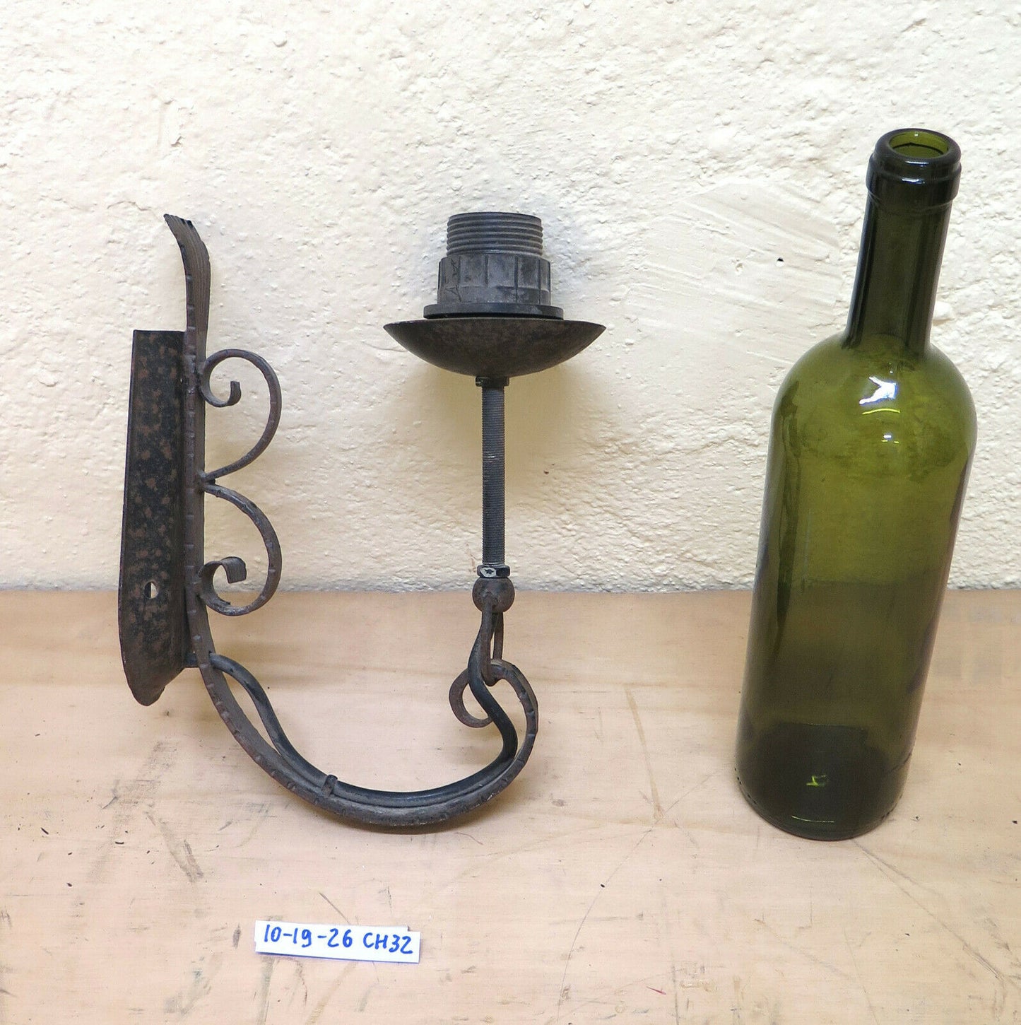 VINTAGE WROUGHT IRON WALL LIGHT WALL LIGHT CHANDELIER CH32 