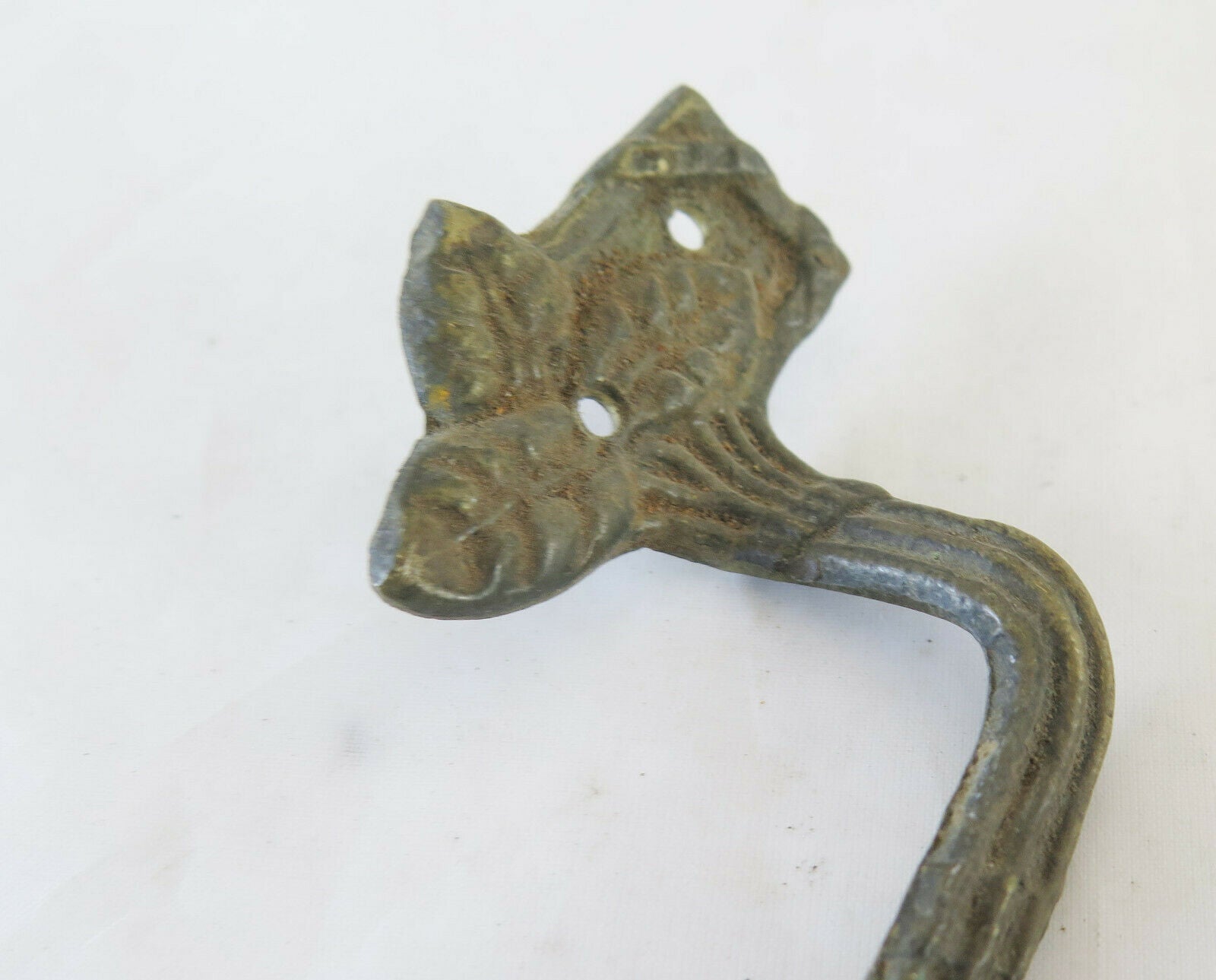 6 MANIGLIE PER MOBILI ANTICHI DI BRONZO VECCHIE FATTE A MANO ARTIGIANALI CH30 - Belbello Antiques