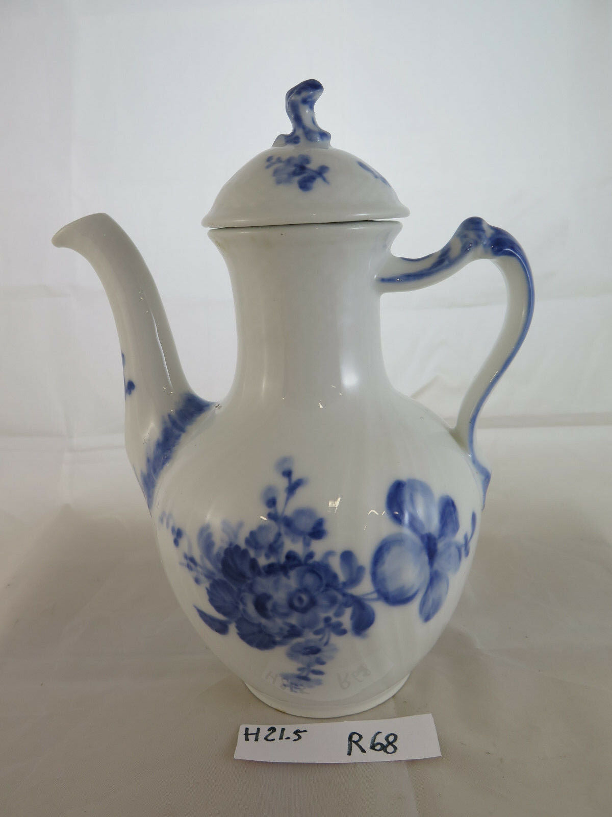 ROYAL COPENHAGEN COFFEE POT Blue Flower Braided 10 1517 DENMARK DENMARK R68