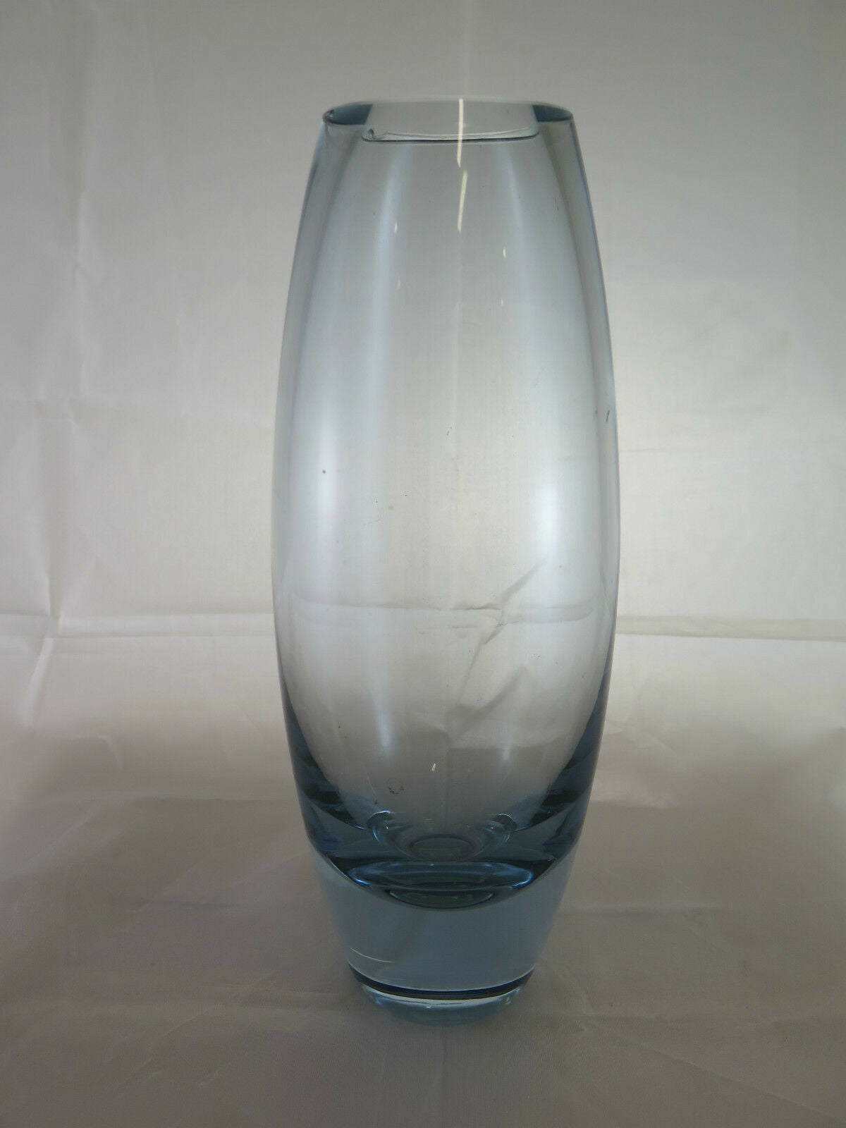 HOLMEGAARD ​​DENMARK COLLECTIBLE GLASS VASE ORIGINAL DENMARK DENMARK R37