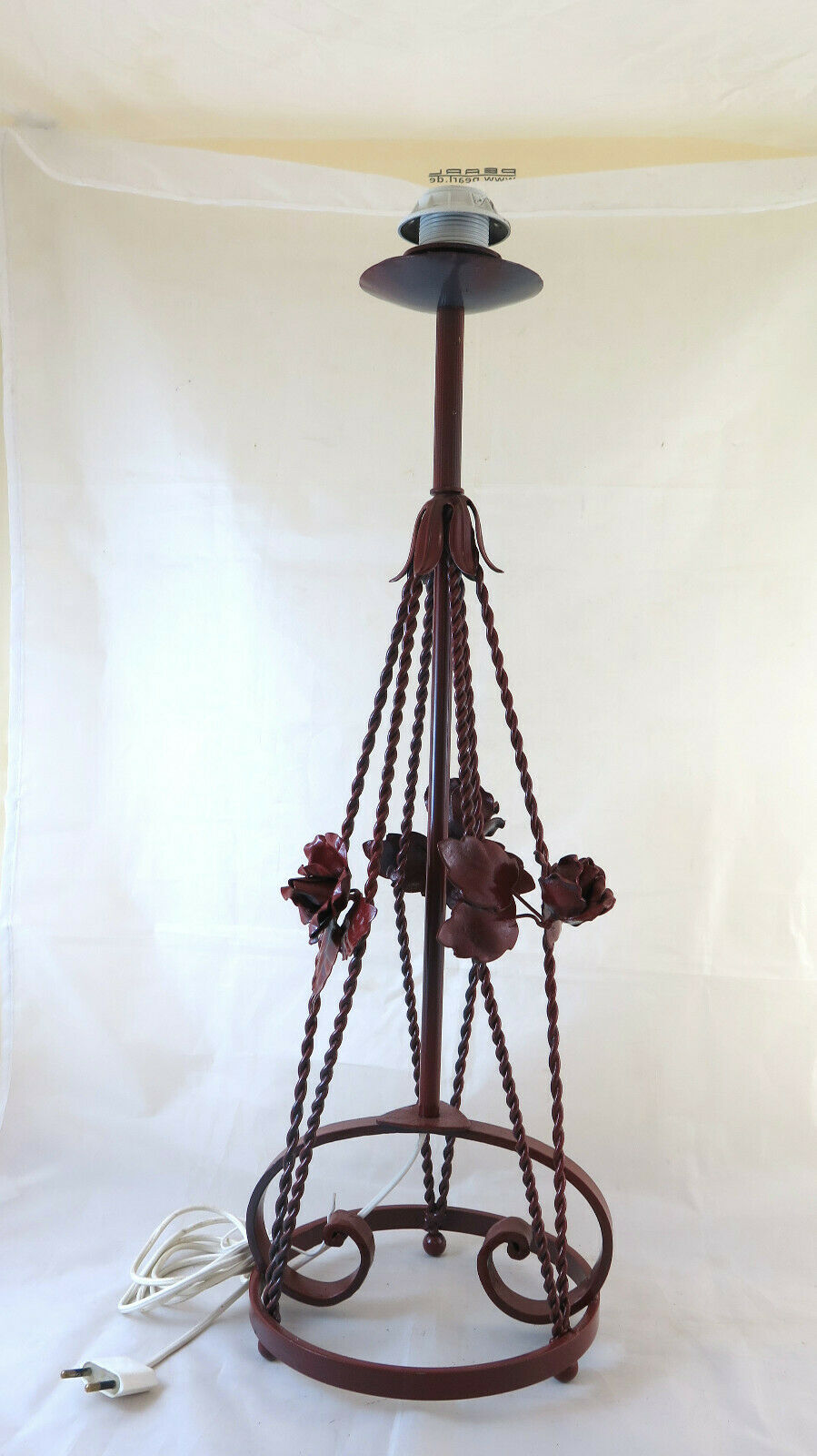 VINTAGE DESIGN FLOOR TABLE LAMP IN HAND FORGED WROUGHT IRON CH6 