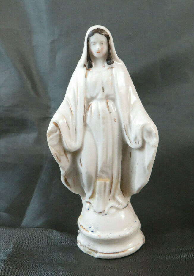 5 STATUINE IN PORCELLANA DI VARIO GENERE E SOGGETTO VINTAGE STATUINA BM9