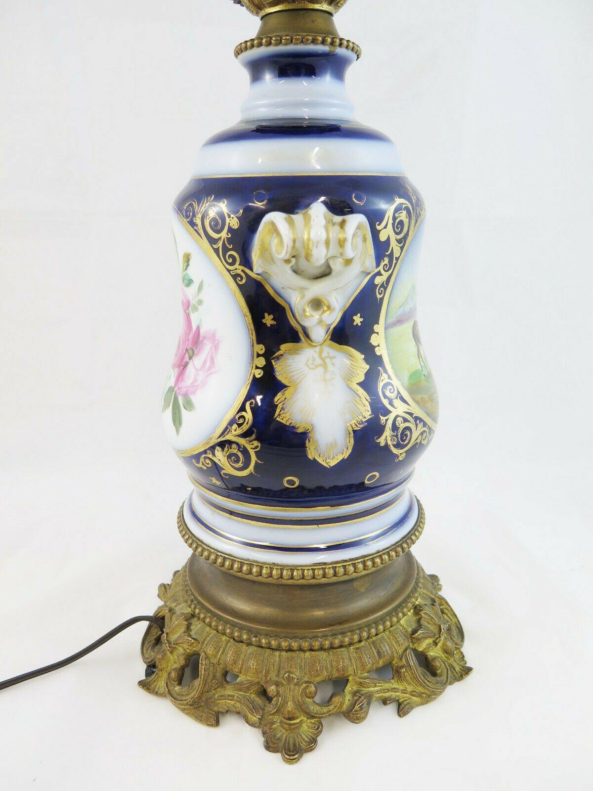 LAMPADA ABAT-JOUR IN PORCELLANA DANIMARCA PRIMO NOVECENTO DENMARK PORCELAIN R90 - Belbello Antiques