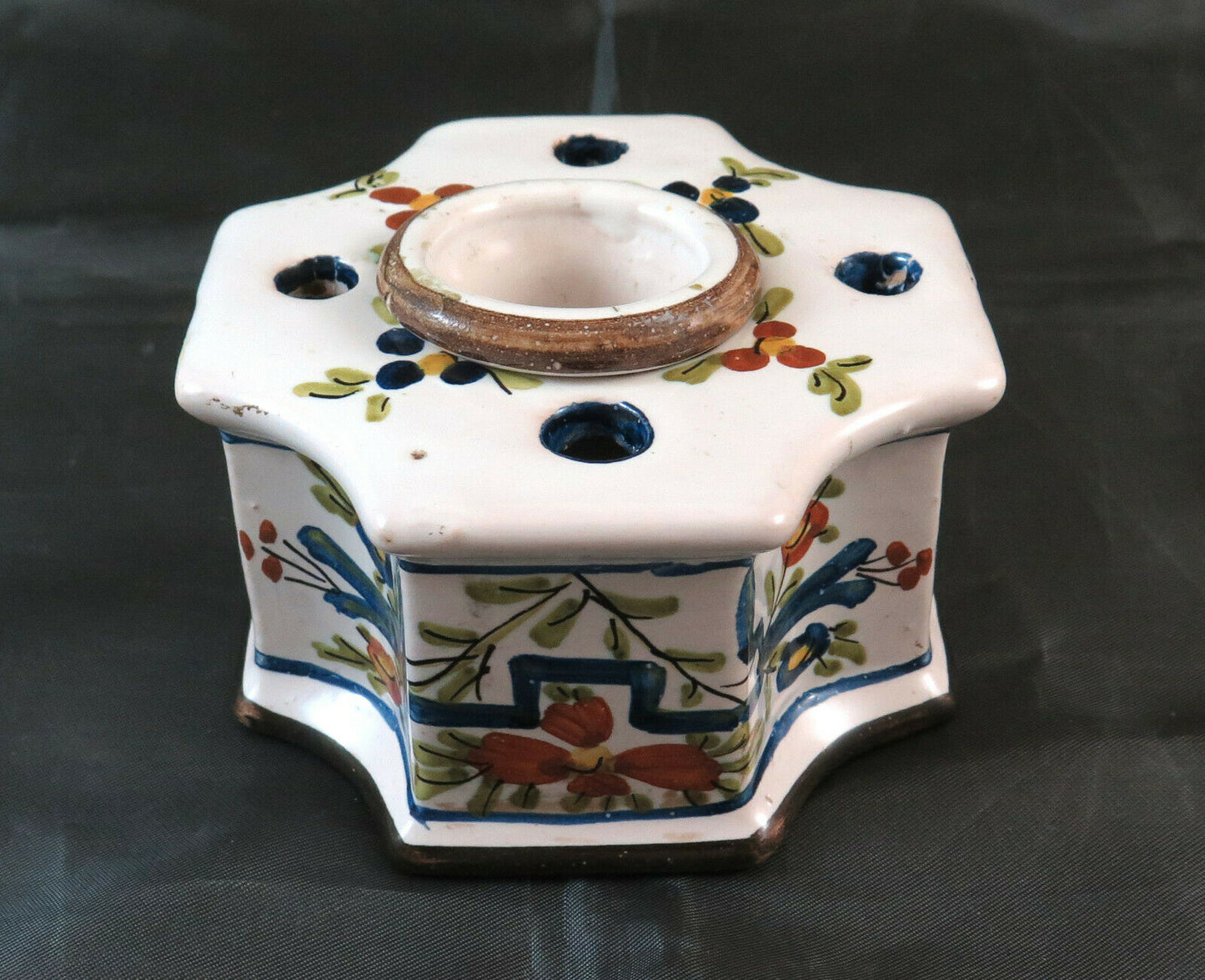 HAND PAINTED CERAMIC INKWELL ITALY CIRCA 1940 VINTAGE INKWELL BM21 