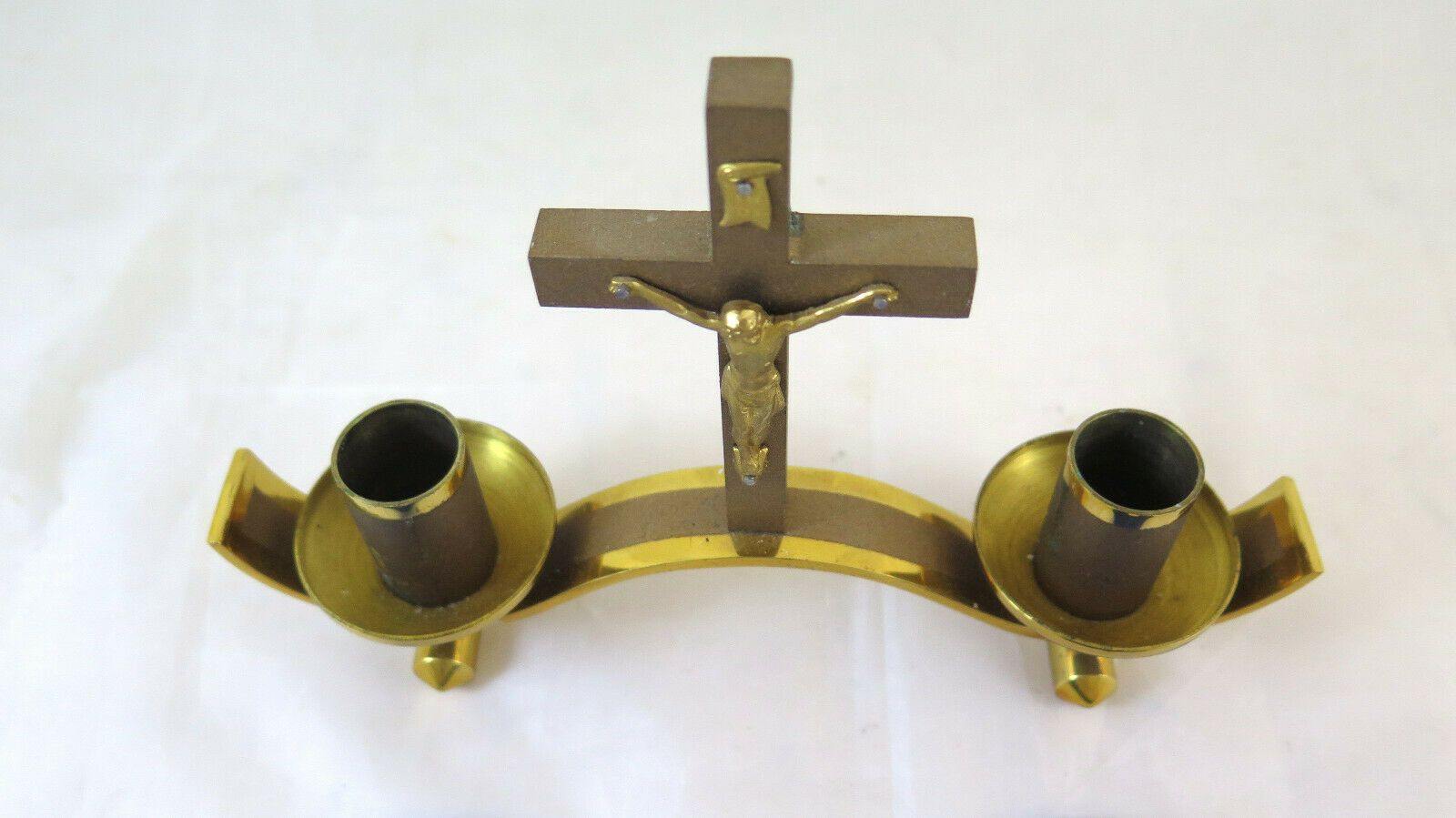 CANDELABRO VINTAGE IN OTTONE CON CROCIFISSO DI PICCOLE DIMENSIONI CANDELABRO GR6 - Belbello Antiques