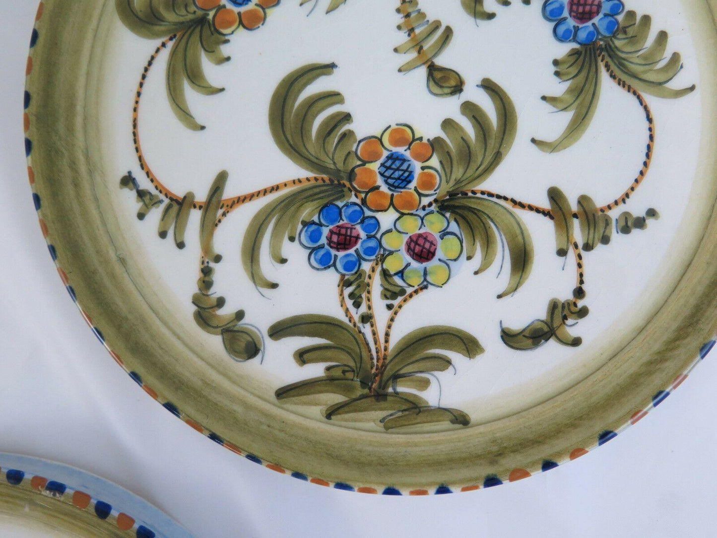 TRE PIATTI IN CERAMICA TRE MONTI REPUBBLICA DI SAN MARINO DIPINTI A MANO R79 - Belbello Antiques