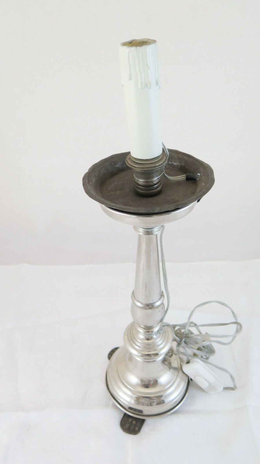 ABAT JOUR VINTAGE TABLE LAMP IN HANDMADE CHROME METAL 1960 CH5