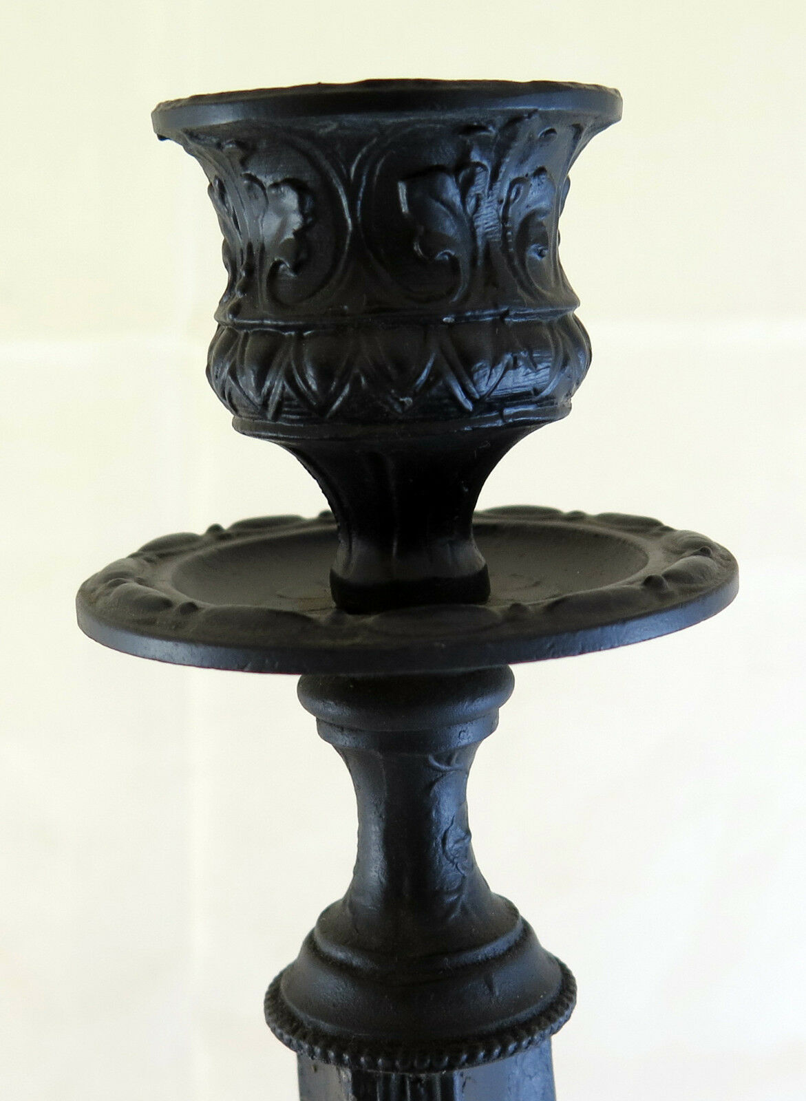 ANTIQUE BAROQUE STYLE CANDLESTICK IN BURNISHED CAST IRON CANDELABRA CANDLE LIGHT CH3