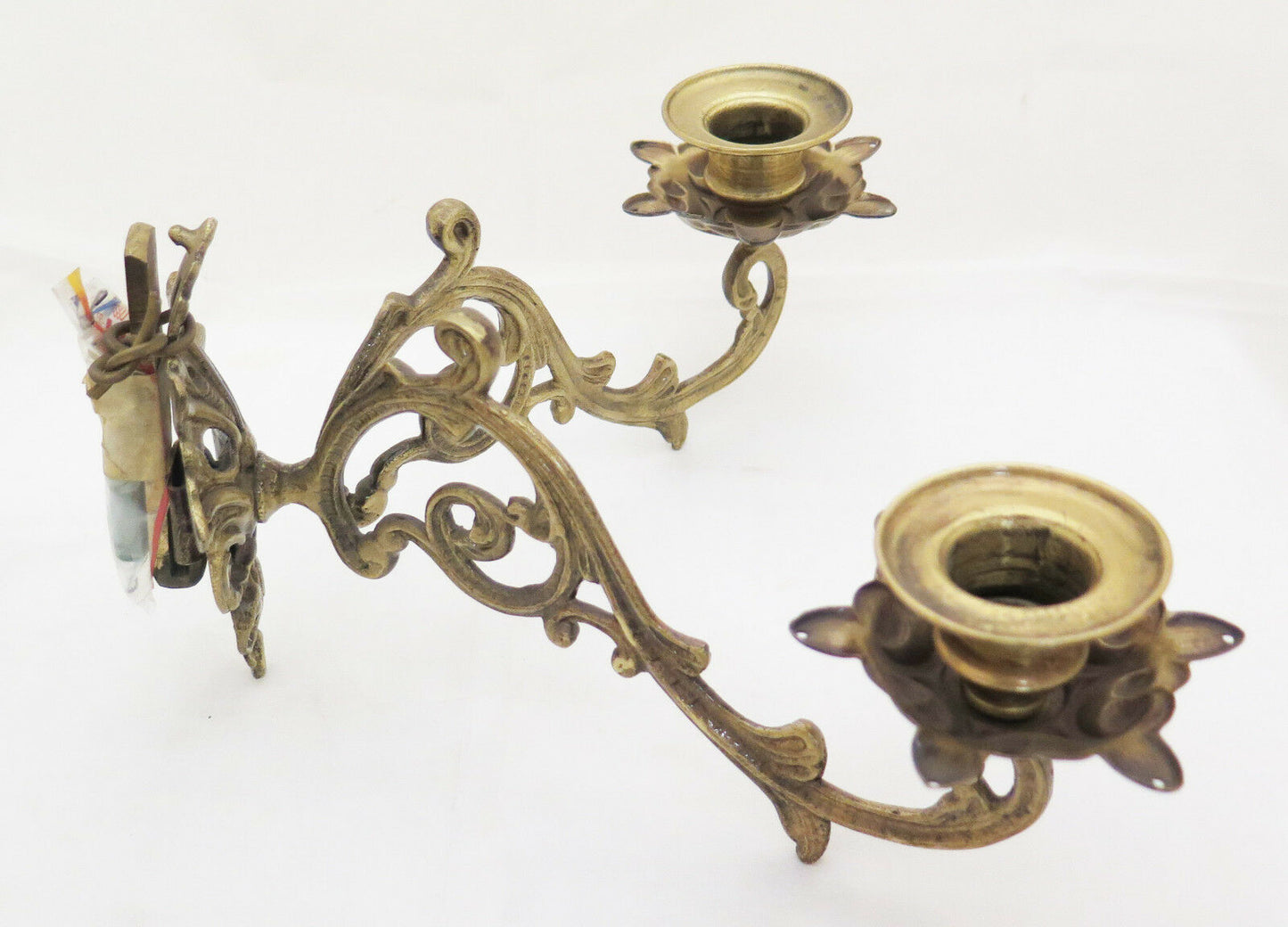 GOLDEN BRONZE APPLIQUE IN BAROQUE STYLE WITH TWO FLAMES WALL CANDELABRA CH2