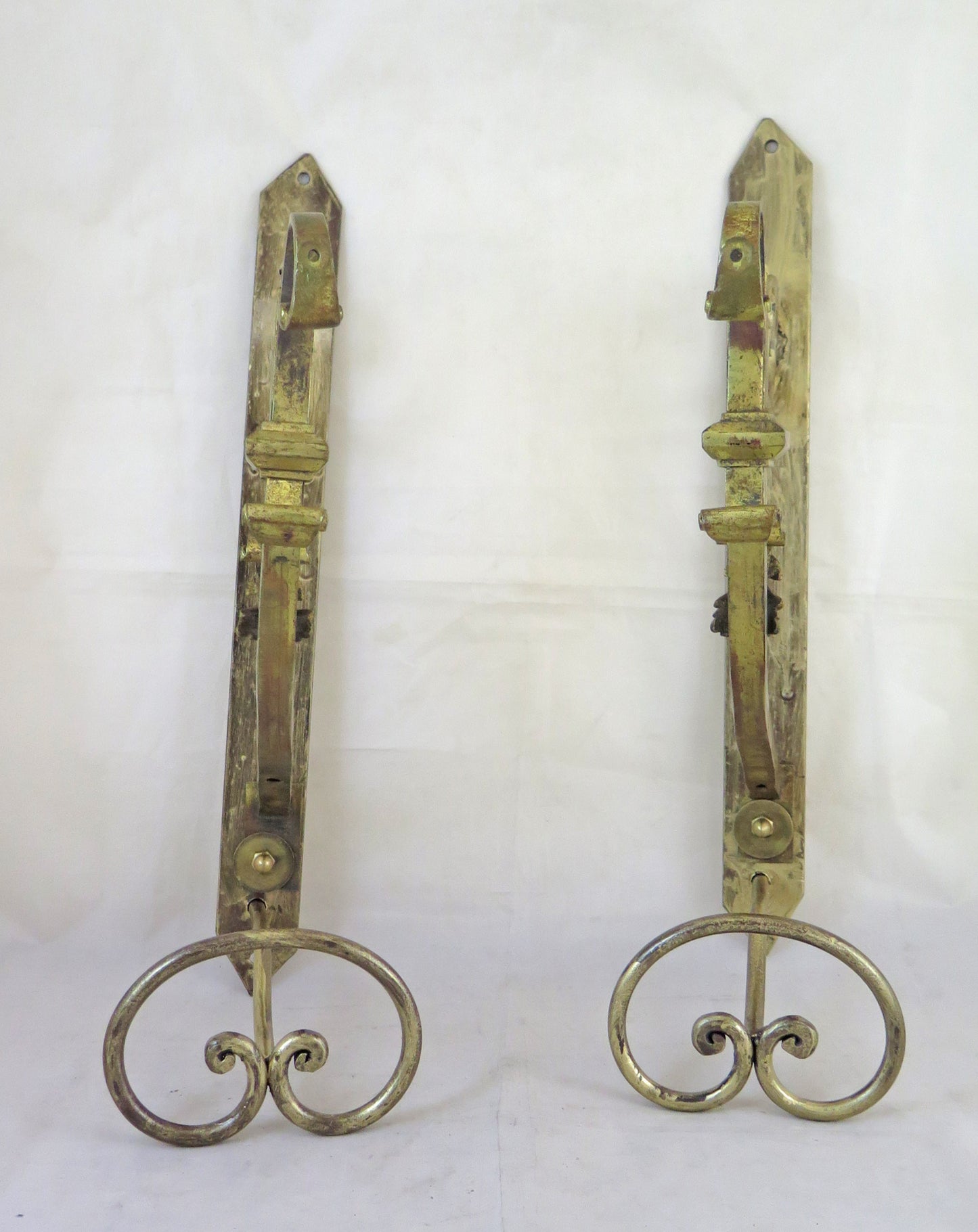 TWO OLD WALL HANGER IN HAND FORGED AND GOLDEN WROUGHT IRON CH34