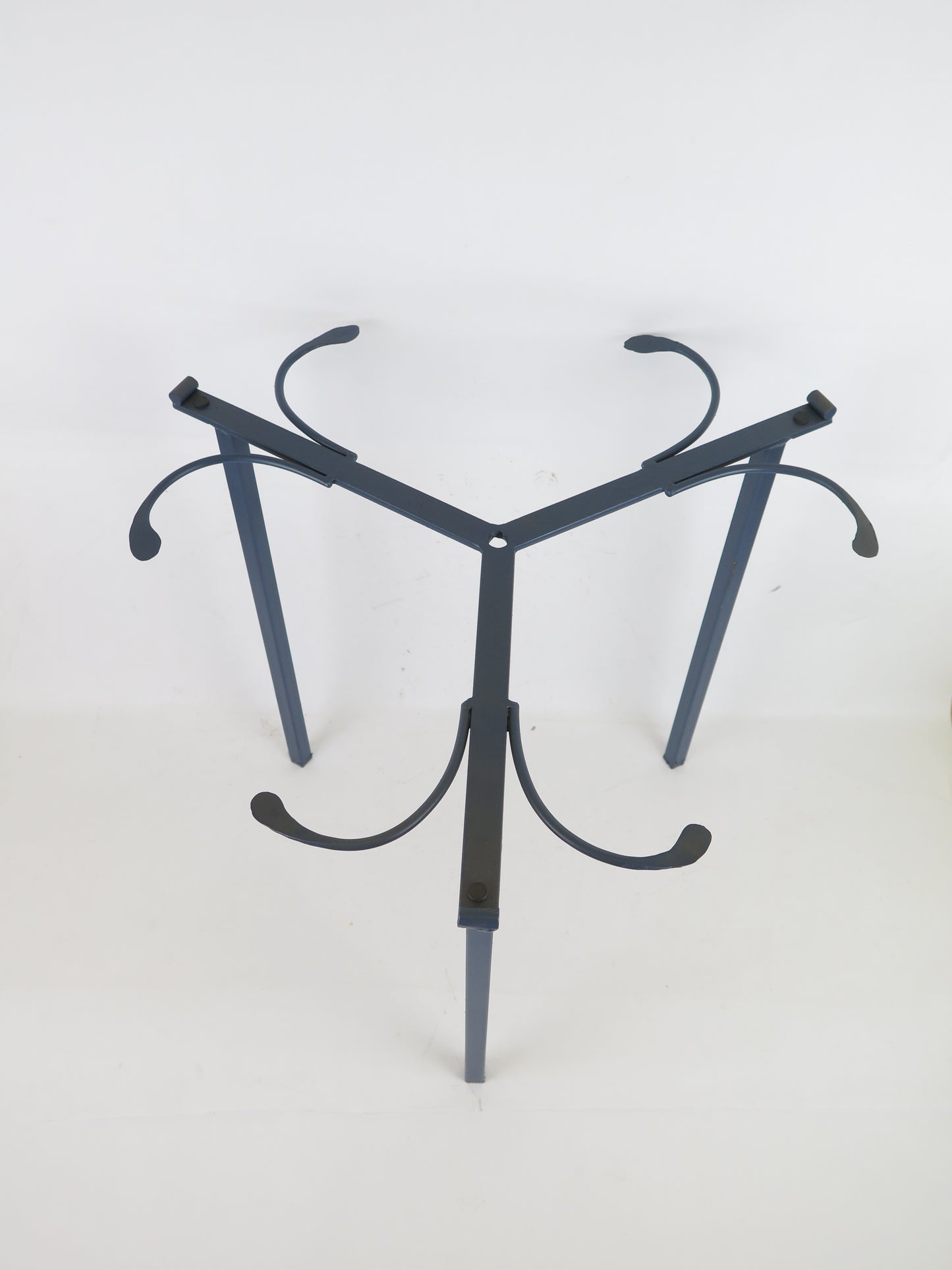HIGH QUALITY HAND FORGED WROUGHT IRON VINTAGE SMALL TABLE CH