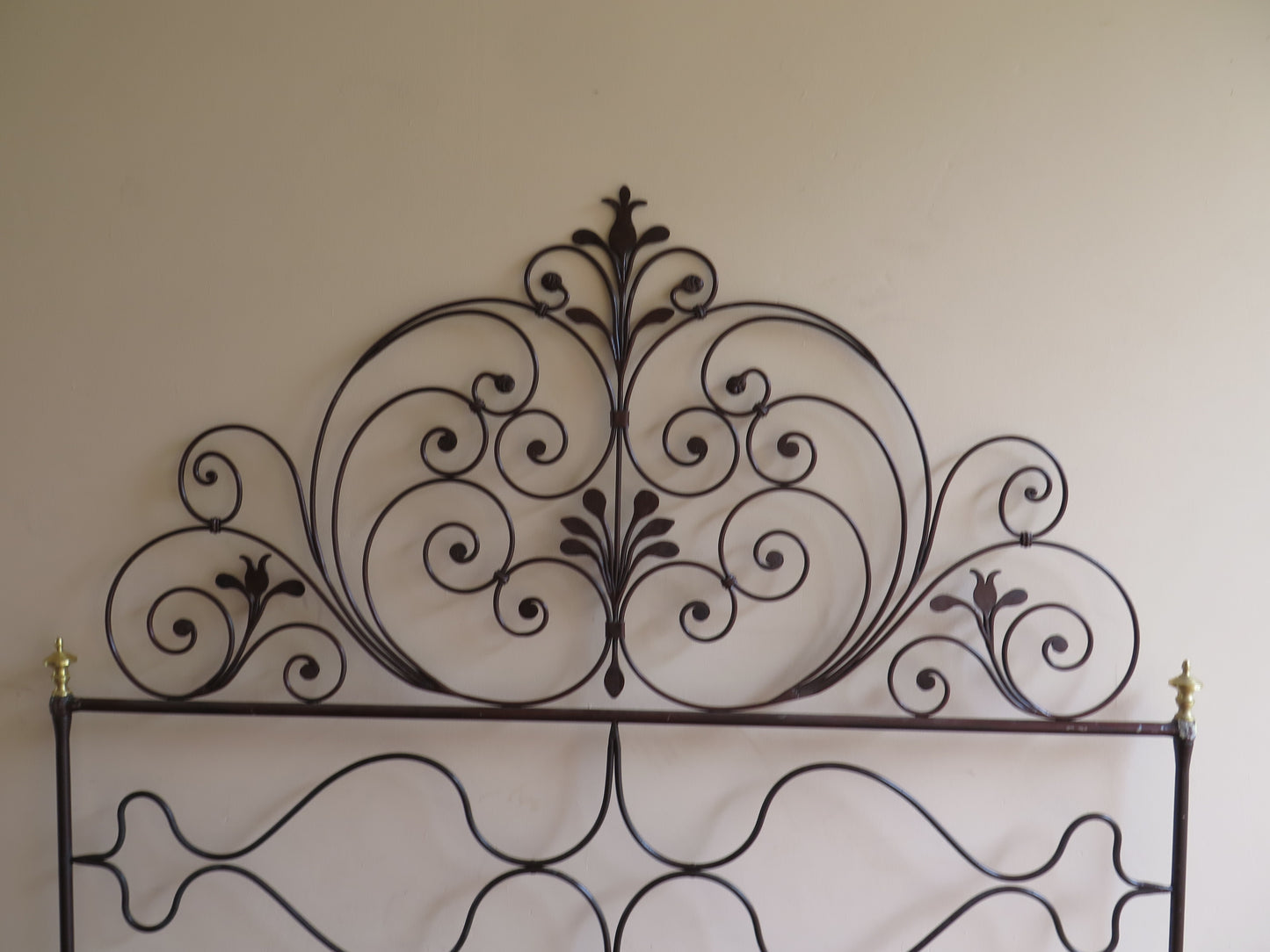 DOUBLE BED HEADBOARD IN WROUGHT IRON VINTAGE PEACOCK TAIL HEADBOARD 10