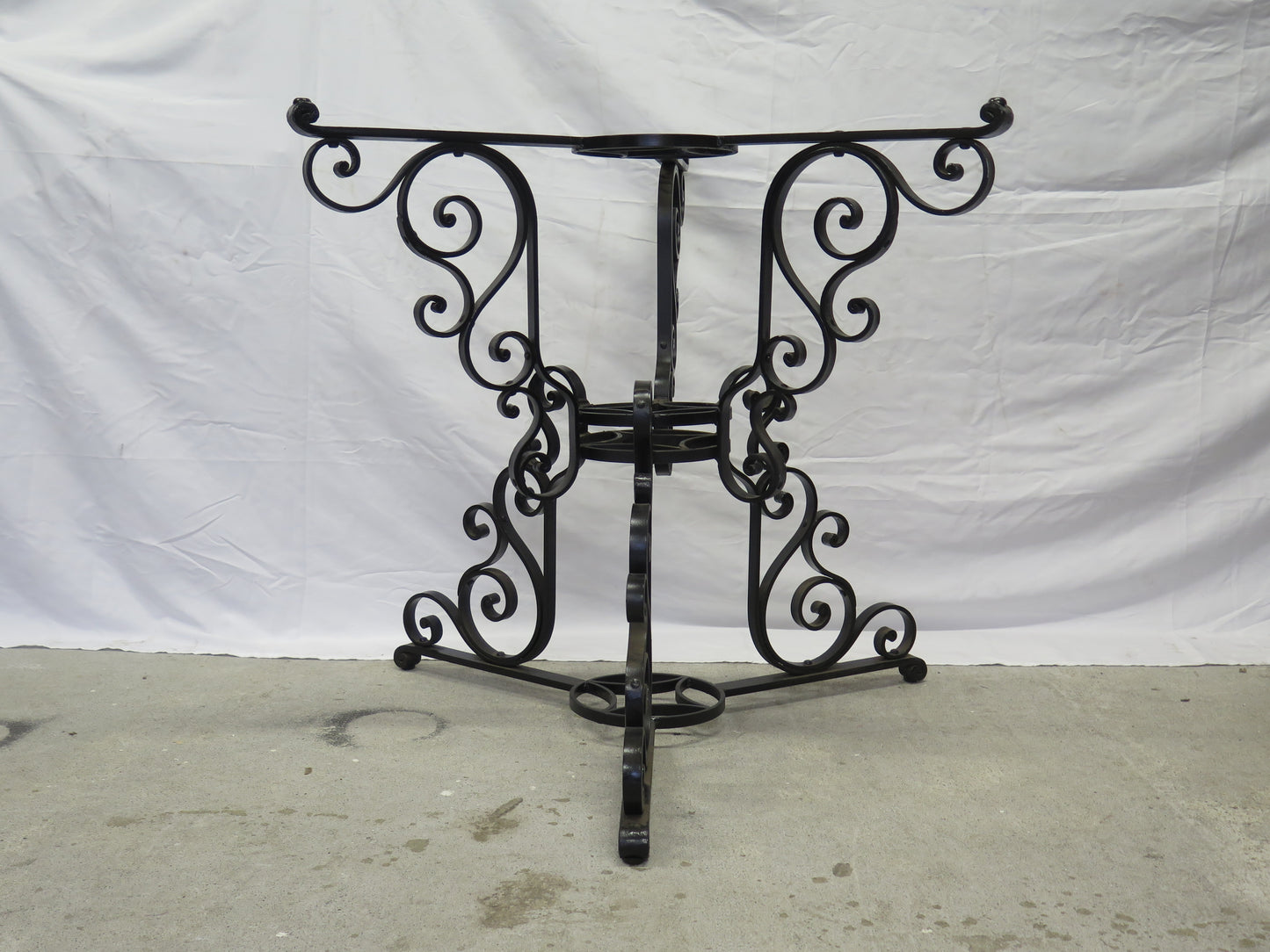 VINTAGE HANDMADE SQUARE WROUGHT IRON TABLE BASE MANUFACTURE ITALY CH