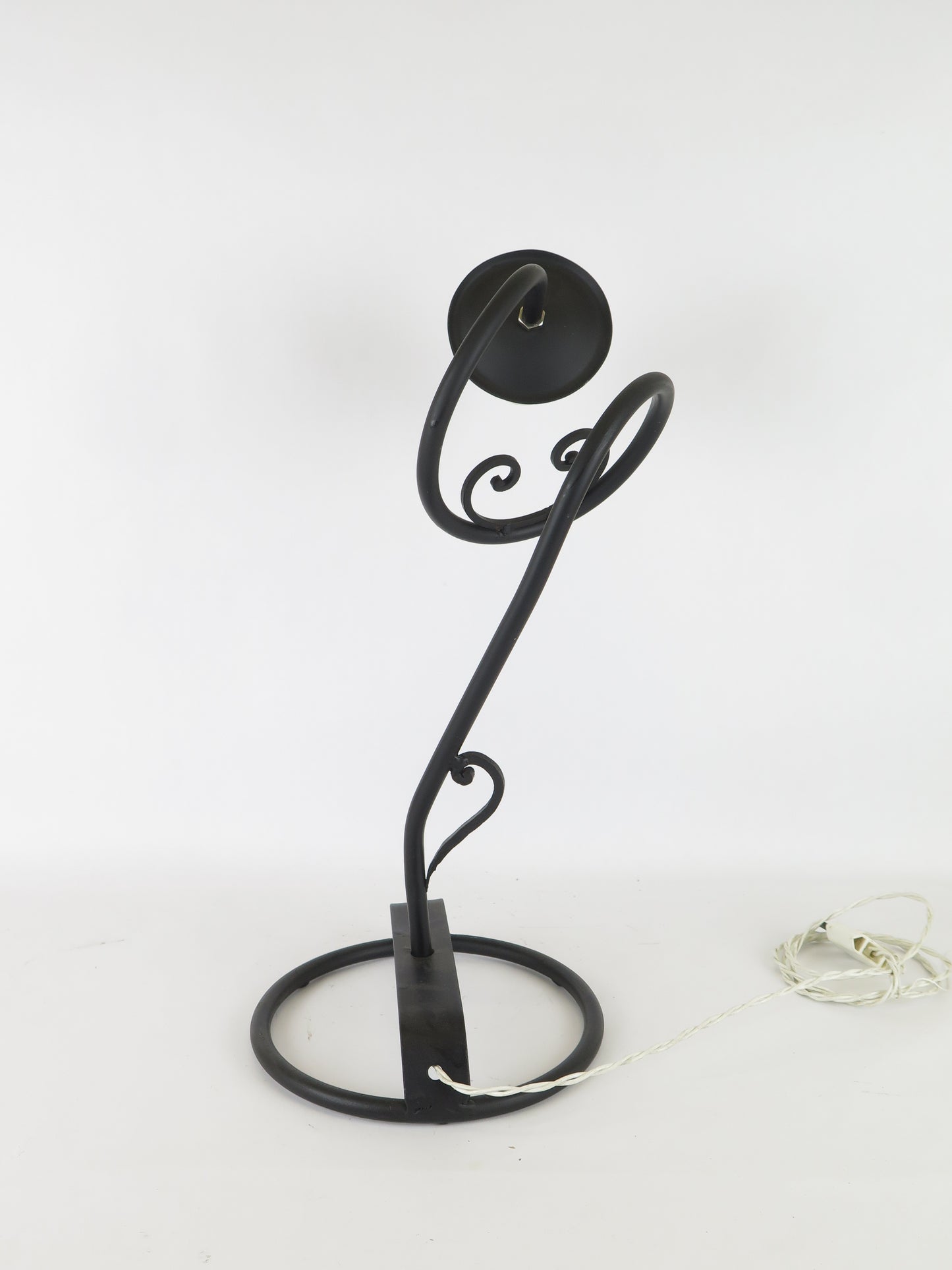 TABLE LAMP IN METAL AND WROUGHT IRON VINTAGE CIRCULAR DESIGN ARTE CH1