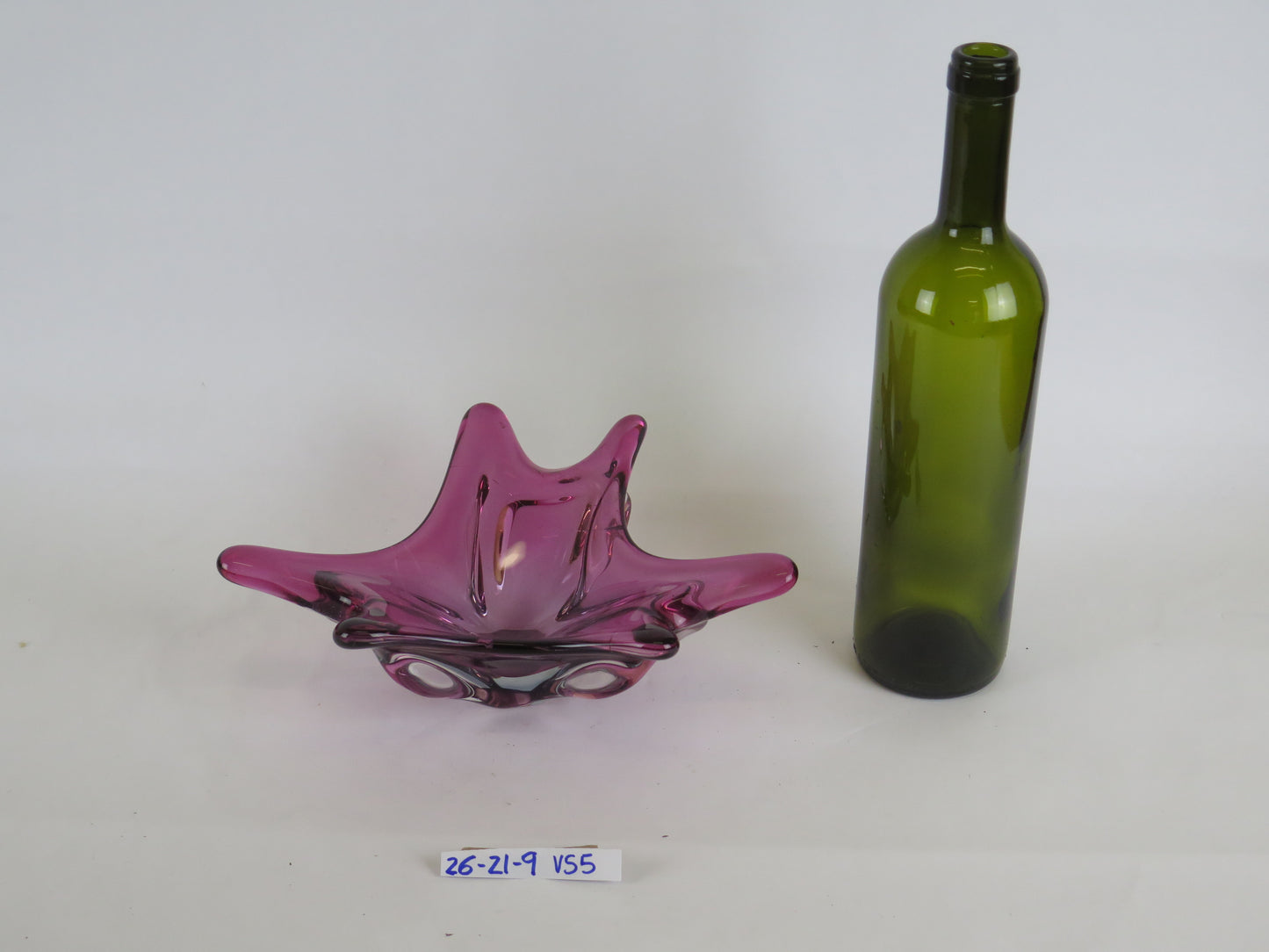 VINTAGE PURPLE GLASS CUP VASE BOWL CENTERPIECE DESIGN VS5