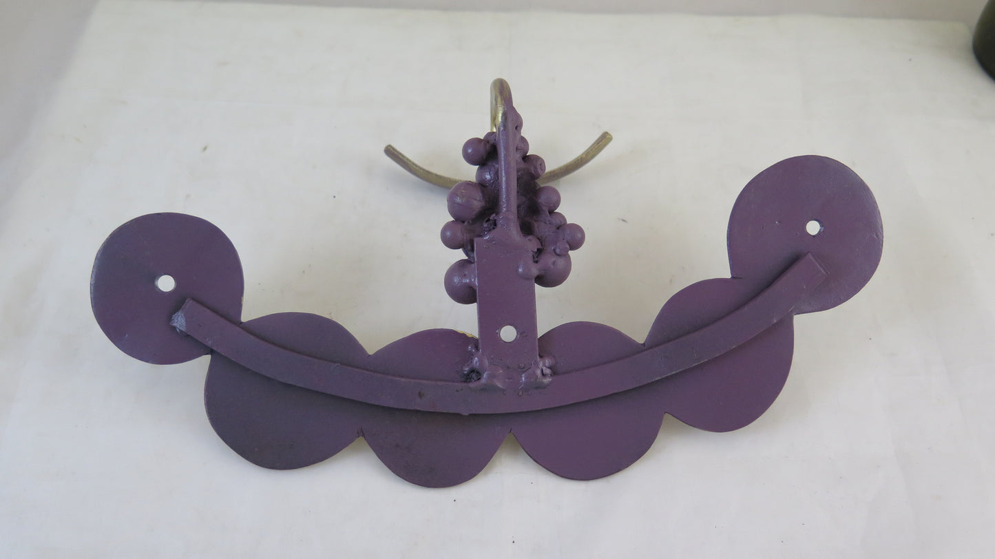 WALL COAT RACK DECORATED WITH BUNCHES OF GRAPES IN VINTAGE WROUGHT IRON CH15