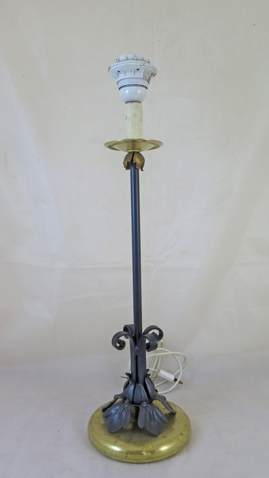 ABAT JOUR VINTAGE DESK OR TABLE LAMP IN FLORAL WROUGHT IRON CH35