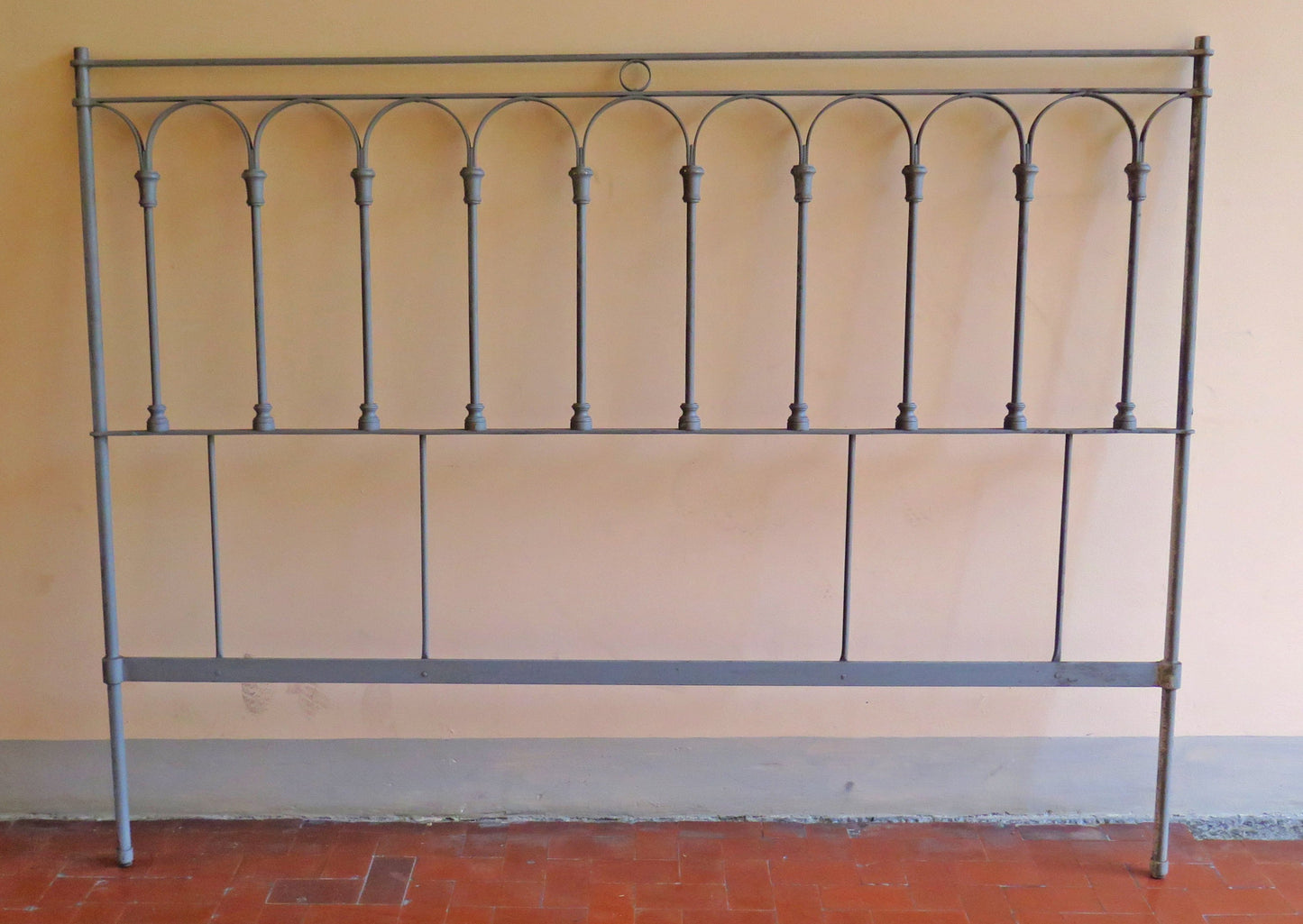 WROUGHT IRON HEADBOARD FOR DOUBLE BED HEADBOARD WITH ARCHES DECORATION 40 CH