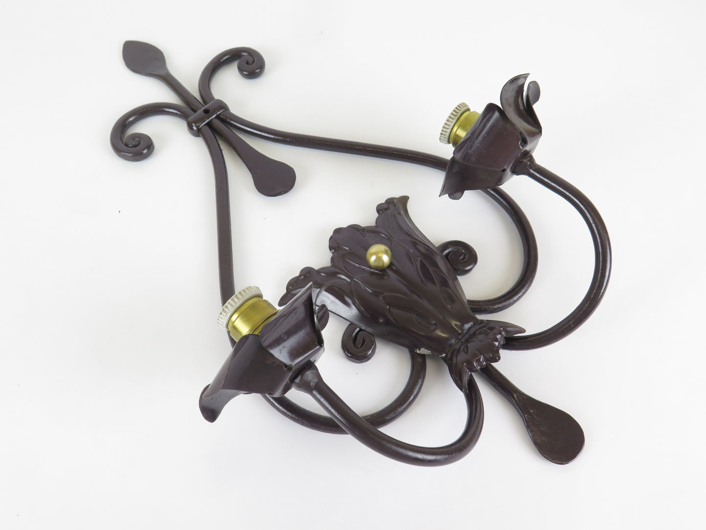 OLD WALL LIGHT IN HAND FORGED WROUGHT IRON WITH TWO FLAMES WALL LIGHT CH39