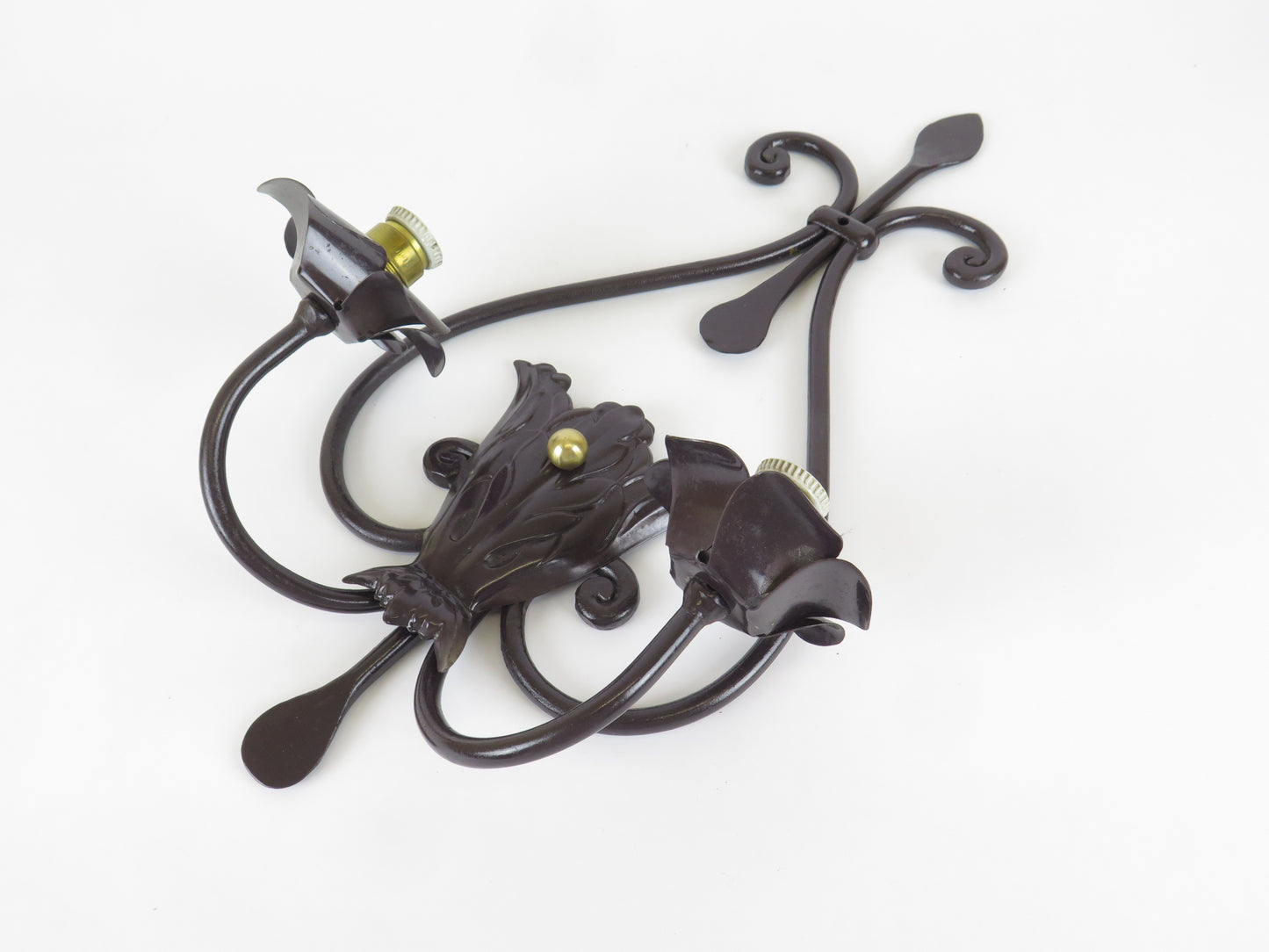 OLD WALL LIGHT IN HAND FORGED WROUGHT IRON WITH TWO FLAMES WALL LIGHT CH39