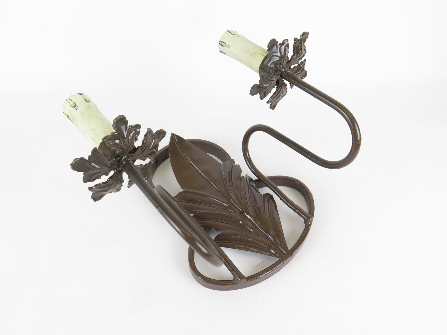 OLD WALL LIGHT IN HAND FORGED WROUGHT IRON WITH TWO FLAMES WALL LIGHT CH39