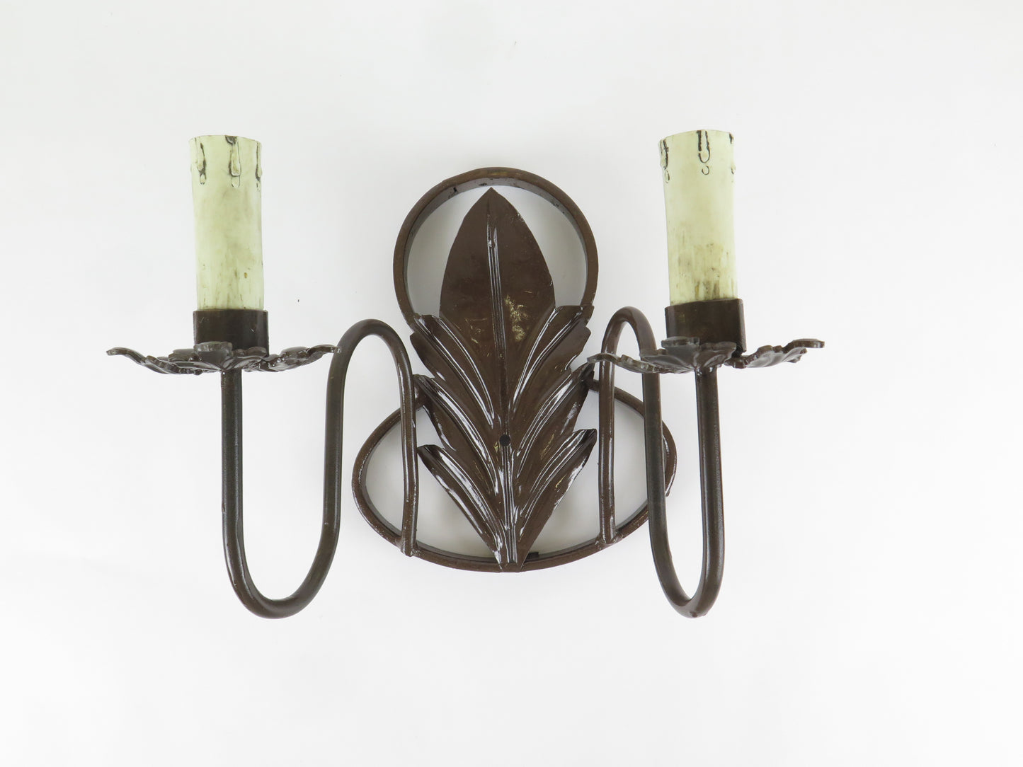 OLD WALL LIGHT IN HAND FORGED WROUGHT IRON WITH TWO FLAMES WALL LIGHT CH39