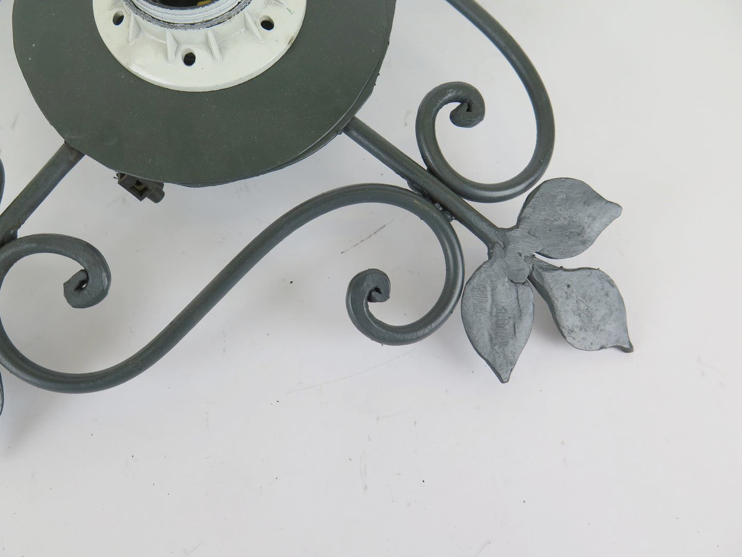 OLD WALL LIGHT IN HAND FORGED WROUGHT IRON WALL LIGHT WALL LIGHT CH3