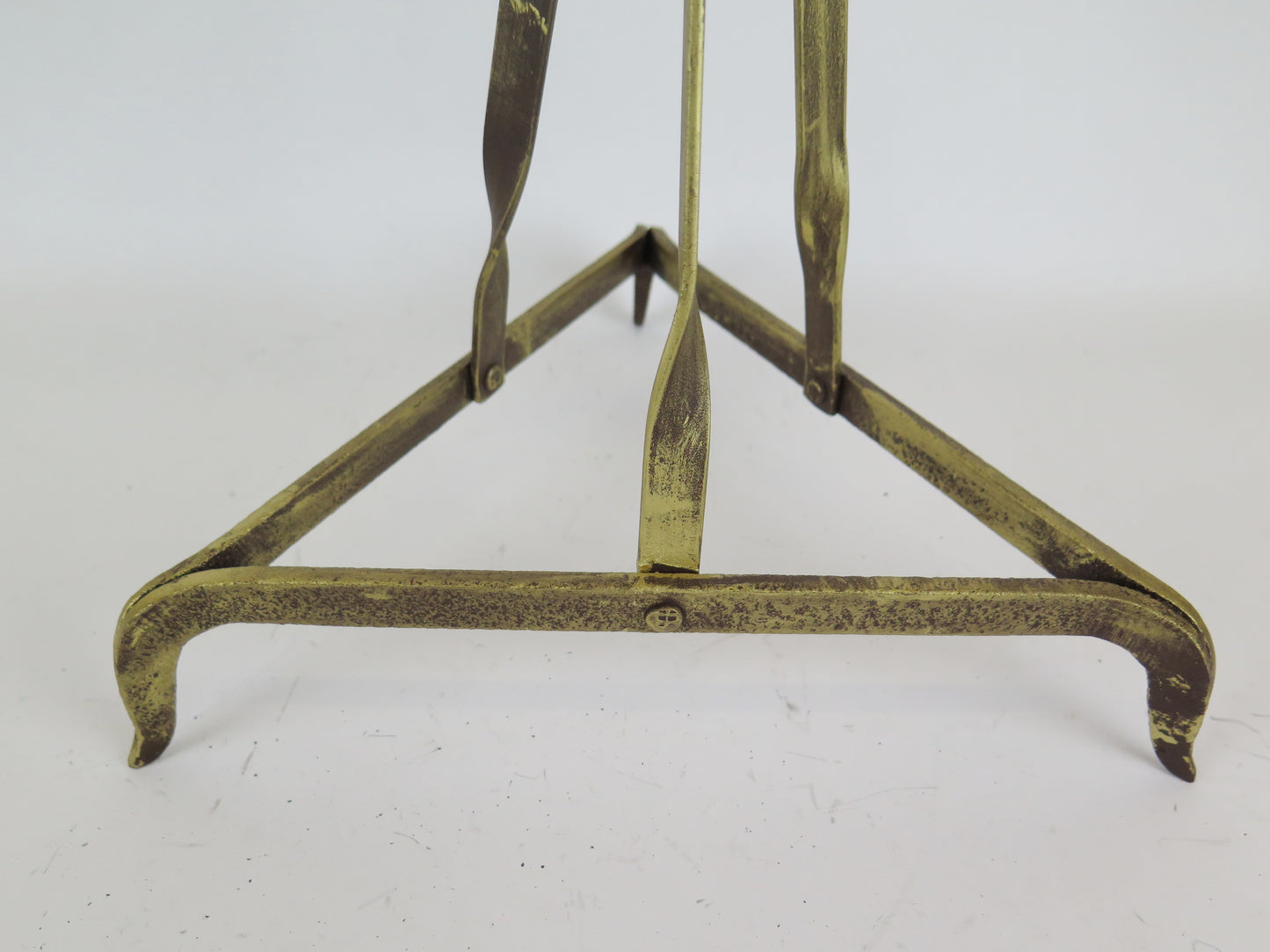 VINTAGE HANDMADE GOLDEN WROUGHT IRON DESK LAMP ABAT-JOUR CH35