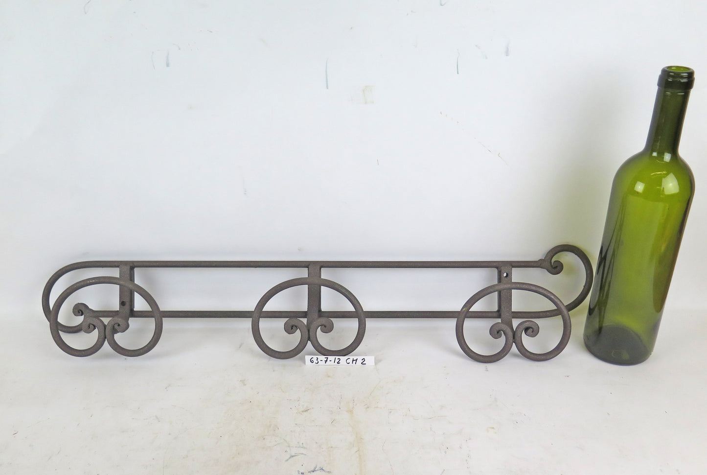 VINTAGE HANDMADE WROUGHT IRON WALL COAT RACK 3 HOOKS CH2