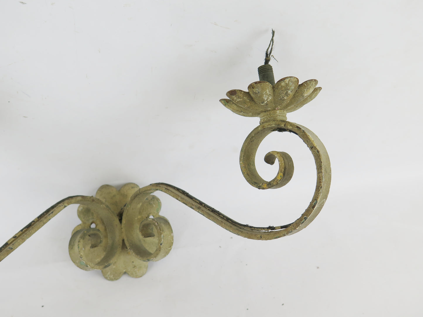 3 WROUGHT IRON APPLIQUES WITH TWO FLAMES WITH WAVY ARMS WALL LIGHT X15