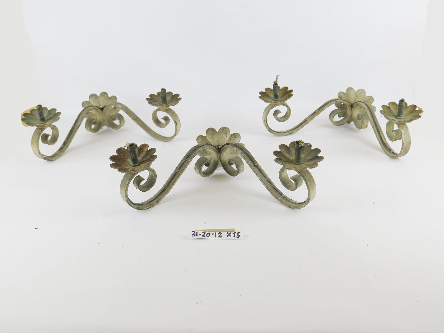 3 WROUGHT IRON APPLIQUES WITH TWO FLAMES WITH WAVY ARMS WALL LIGHT X15