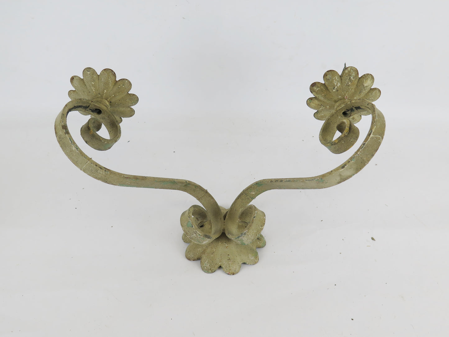 3 WROUGHT IRON APPLIQUES WITH TWO FLAMES WITH WAVY ARMS WALL LIGHT X15