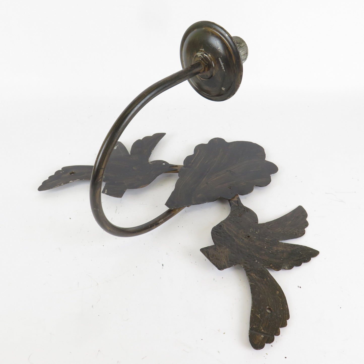 HAND FORGED WROUGHT IRON WALL LIGHT WITH LUCE BIRD MEDALLION CH40