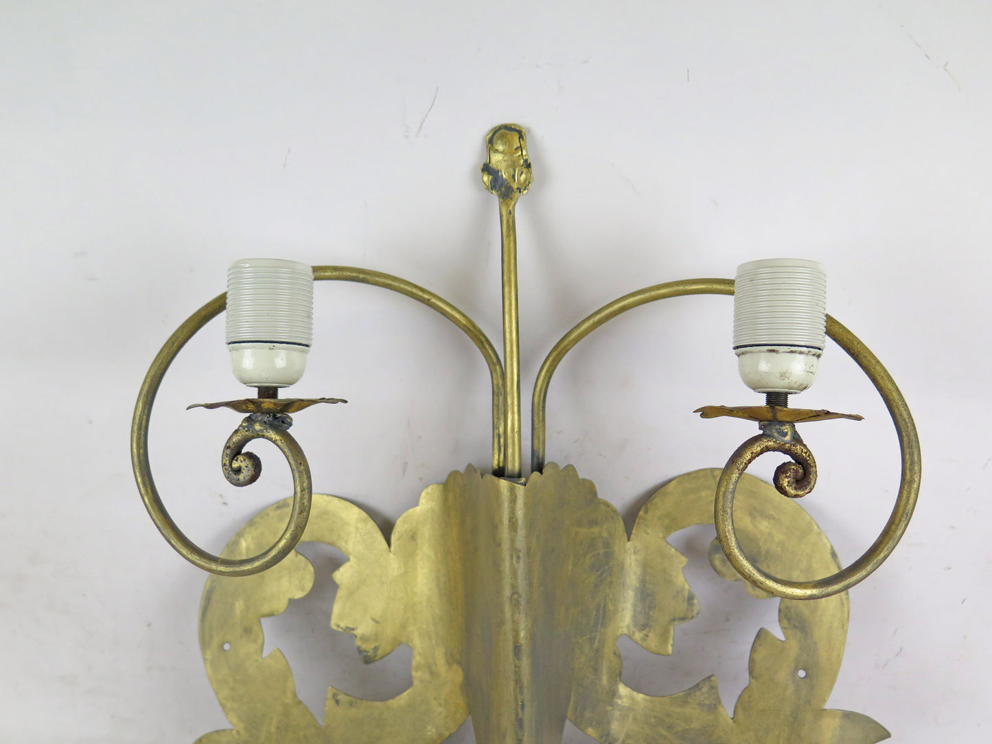 WALL LIGHT TWO FLAMES WROUGHT IRON VINTAGE HANDMADE WALL LIGHT CH39