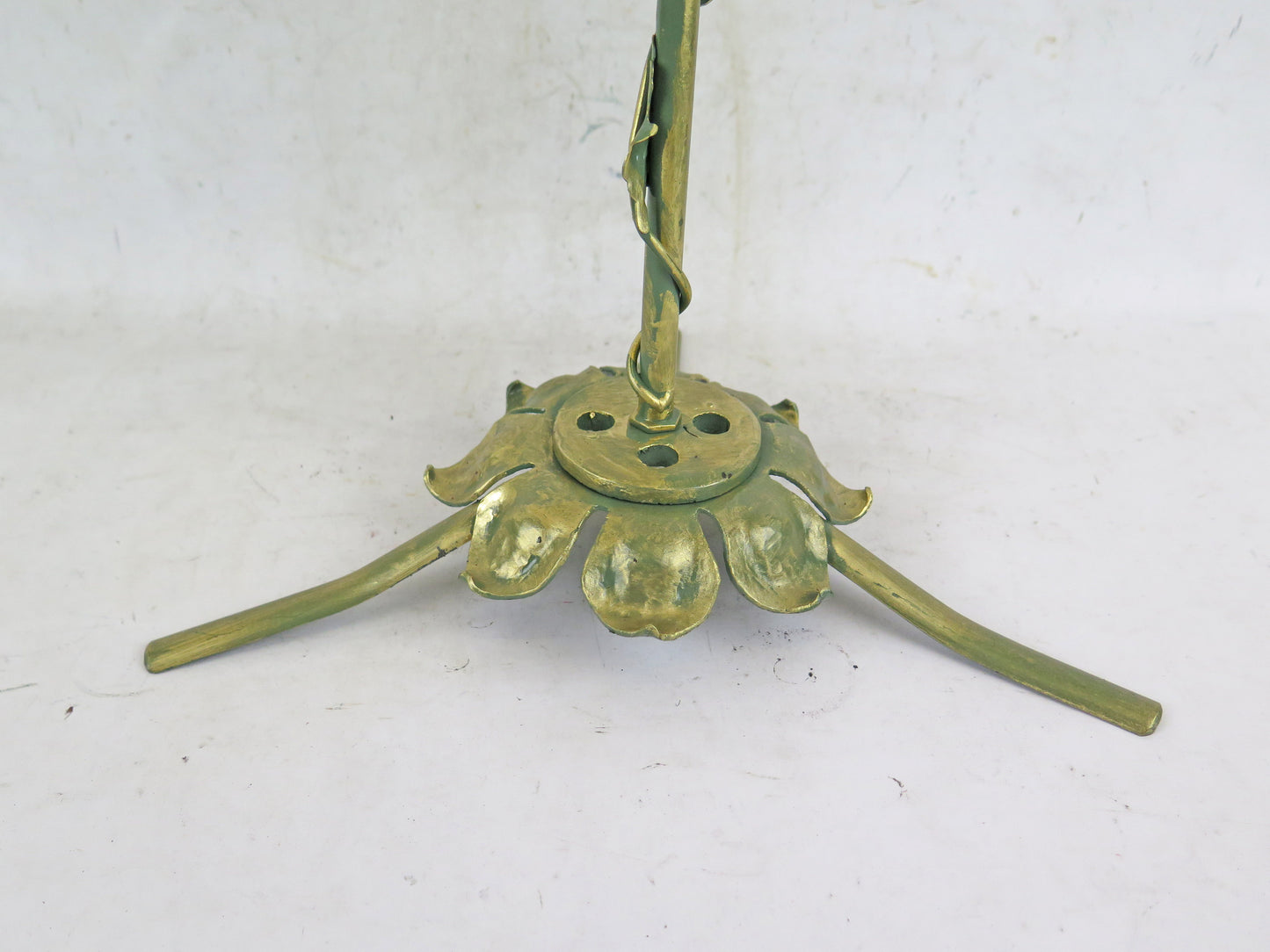 OLD VINTAGE DESK LAMP WROUGHT IRON ABAT JOUR TABLE ANGEL CH39