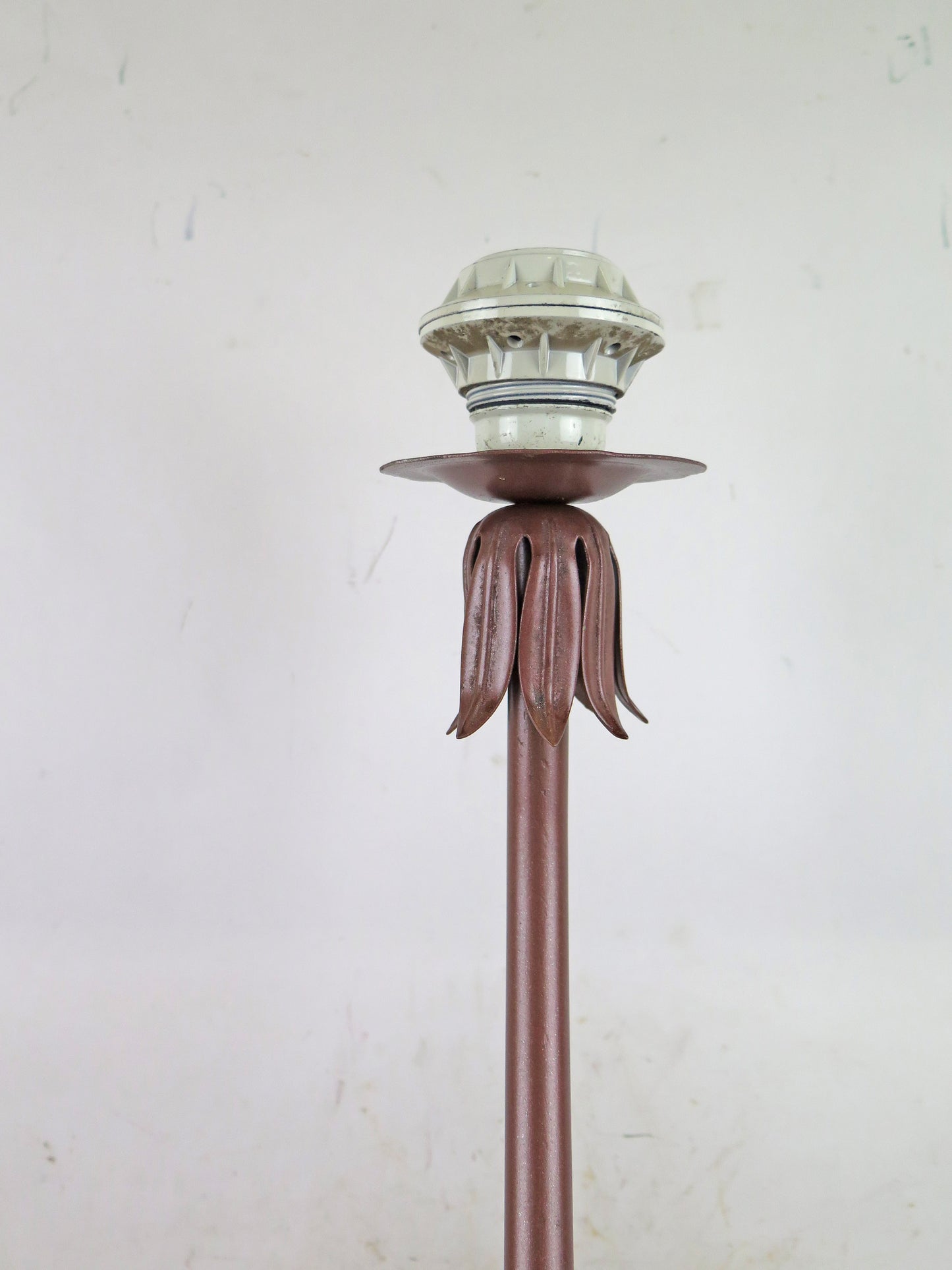 LAMPADA DA SCRIVANIA ABAT-JOUR LUCE DA TAVOLO FERRO BATTUTO VINTAGE CH35