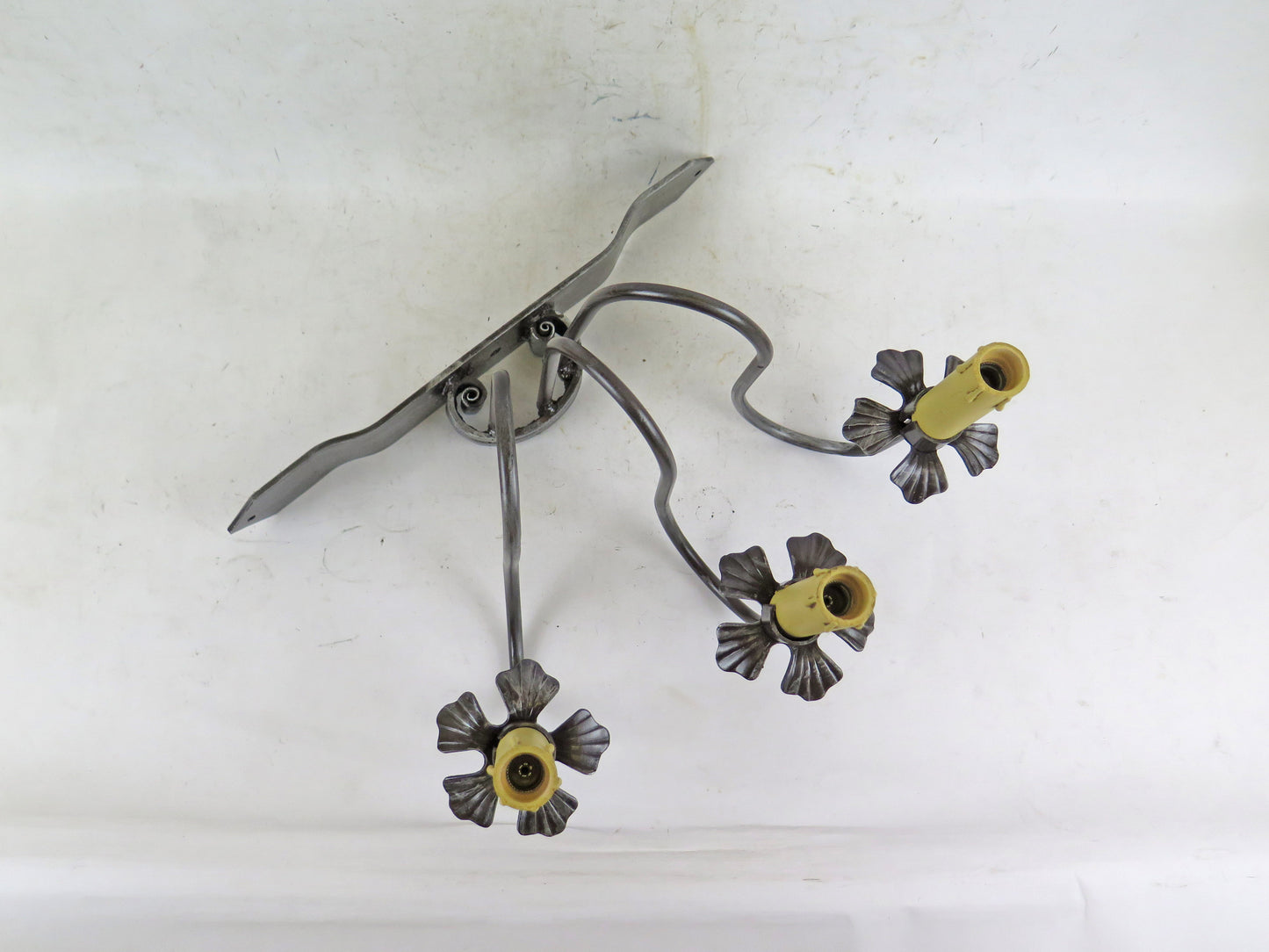 WALL LIGHT TWO FLAMES WROUGHT IRON VINTAGE HANDMADE WALL LIGHT CH20