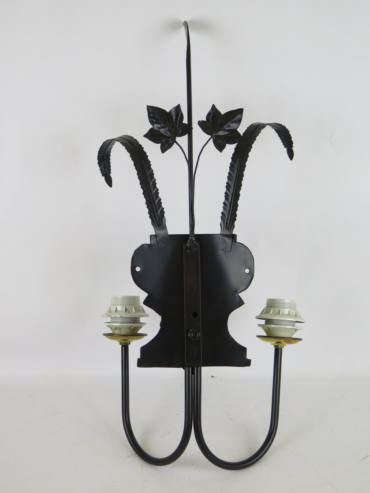 OLD WALL LAMP WITH TWO LIGHTS IN WROUGHT IRON LIGURIAN CRAFTS CH8